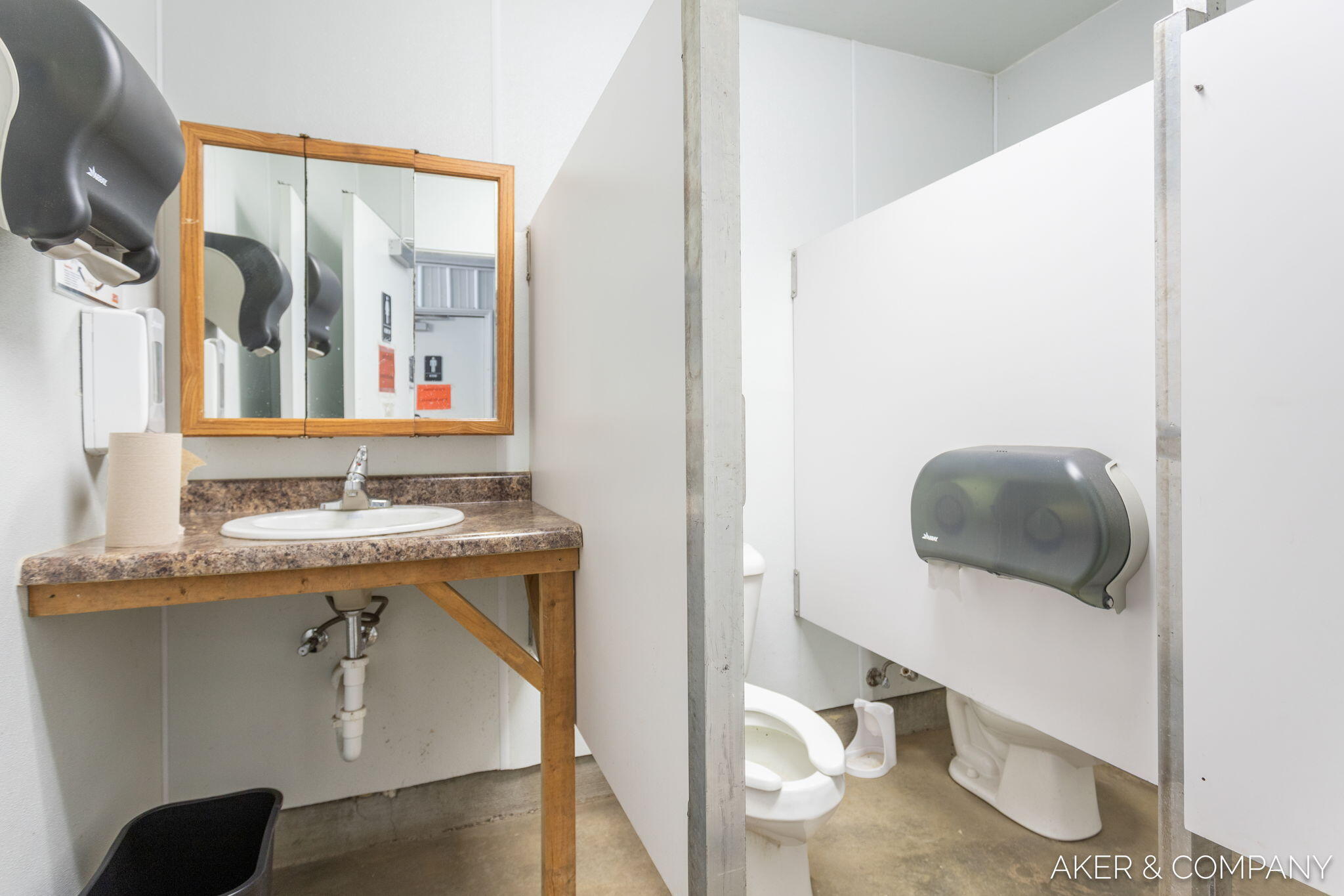 13982 Lake Michigan Drive Property Photo 49