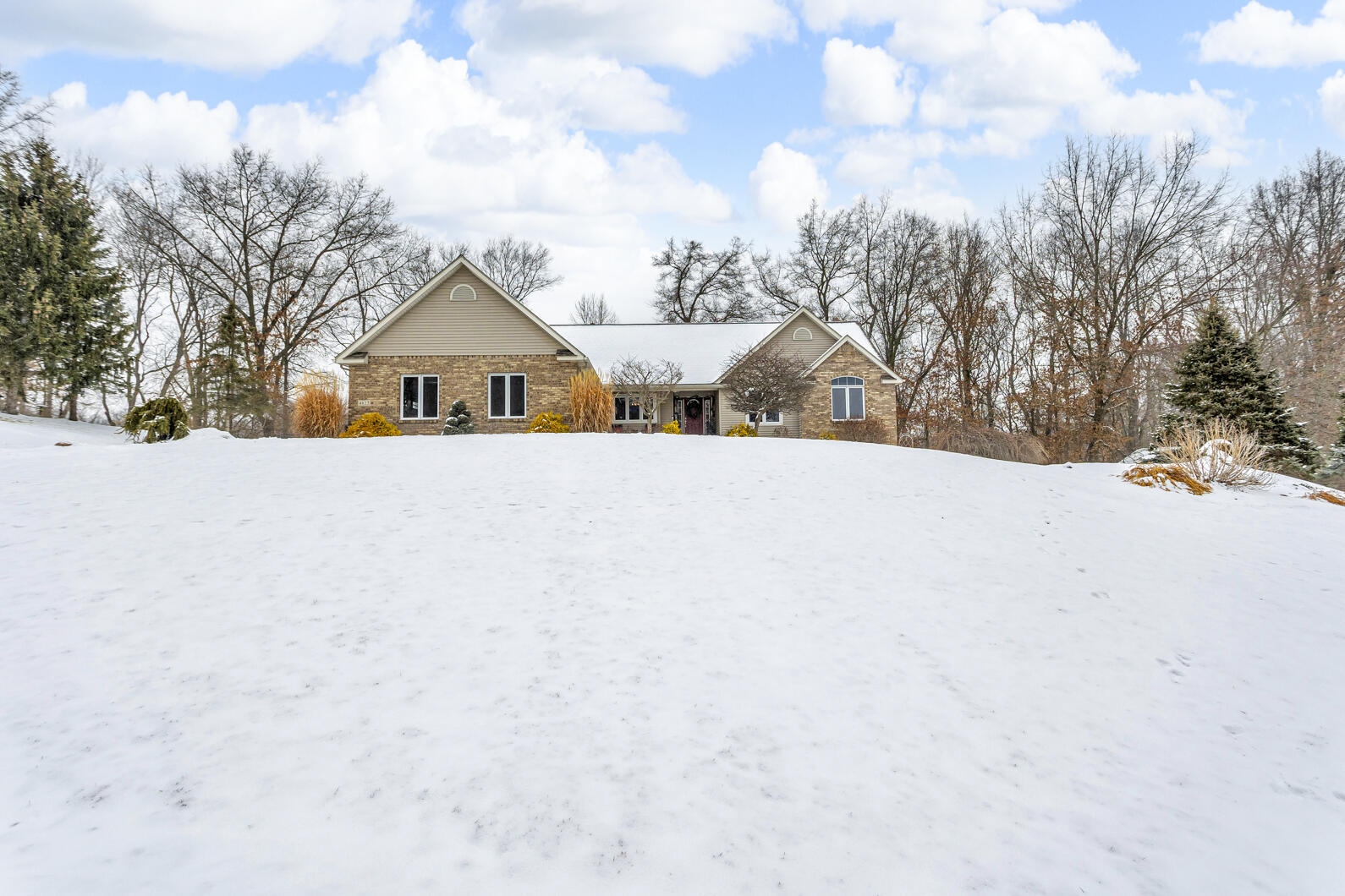 4822 Stonewood Drive Property Photo