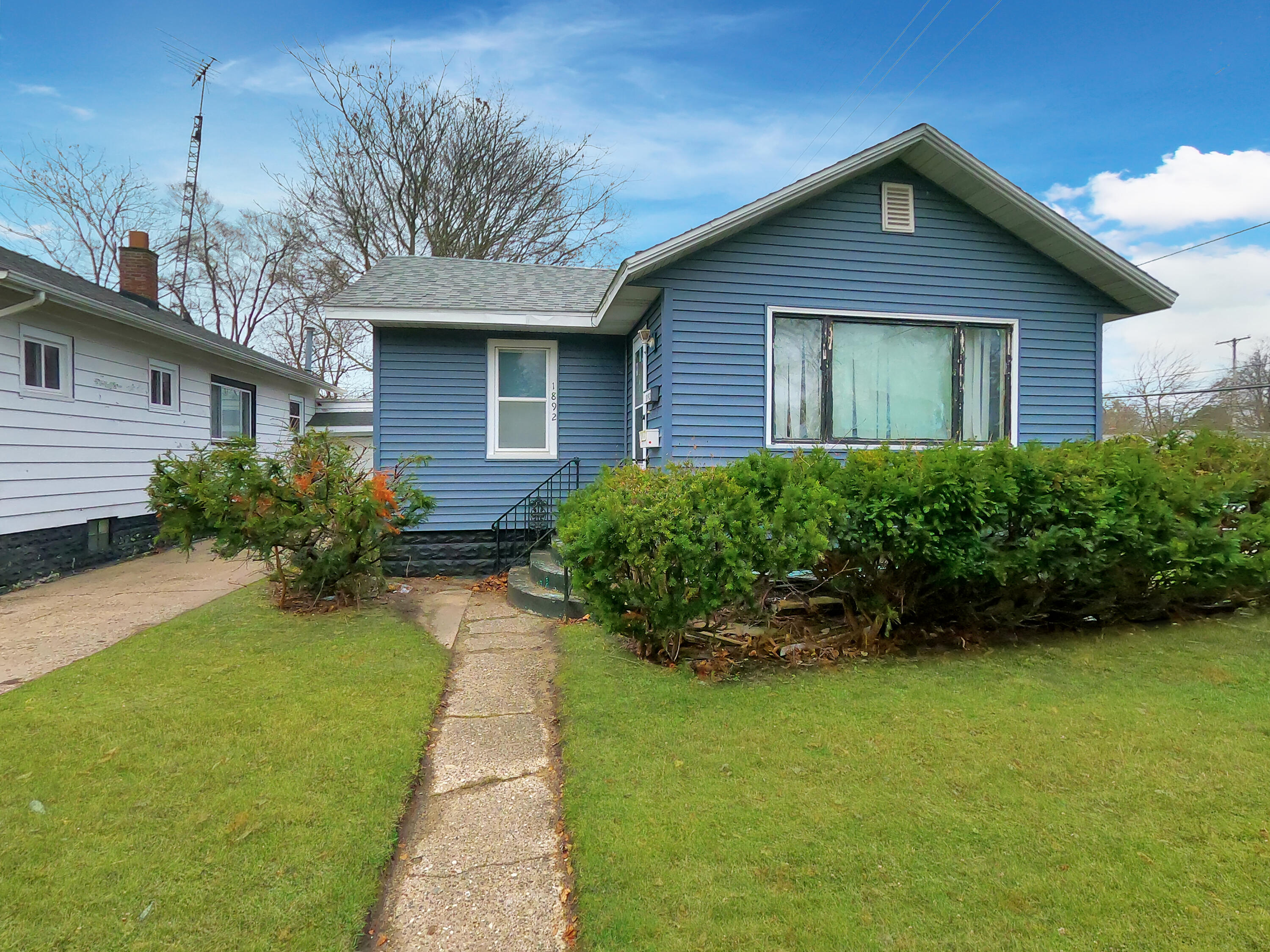 Bolema's Grove Real Estate Listings Main Image