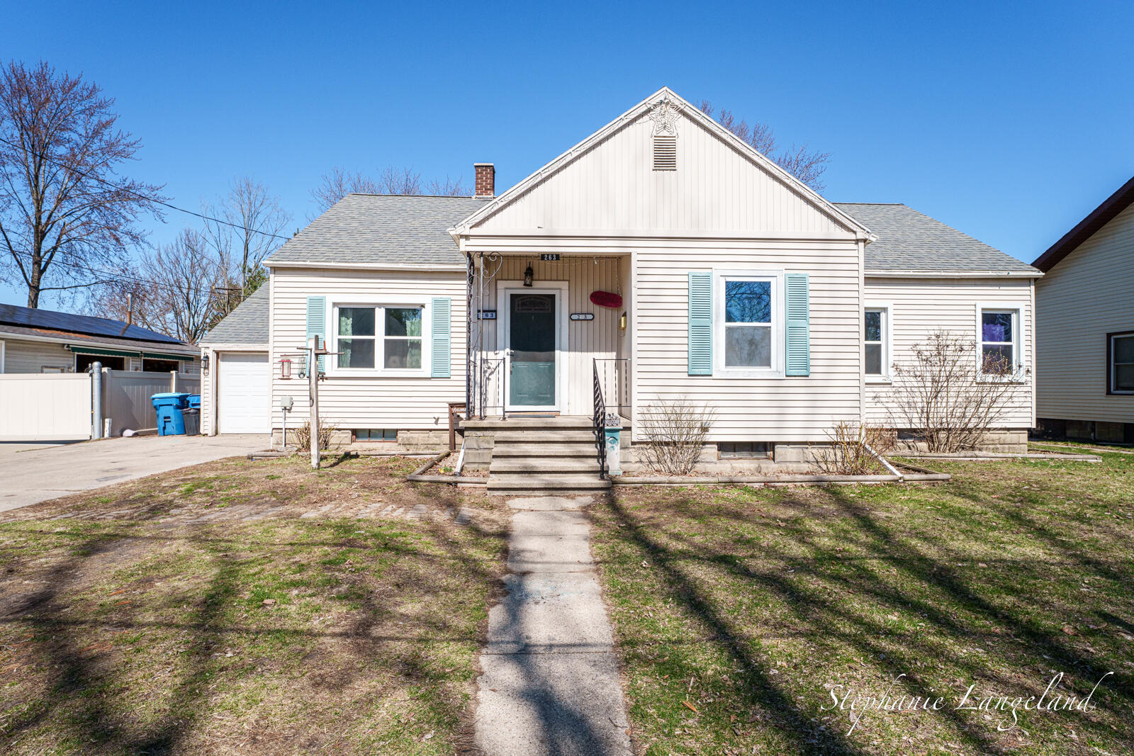 263 Lincoln Street Property Photo