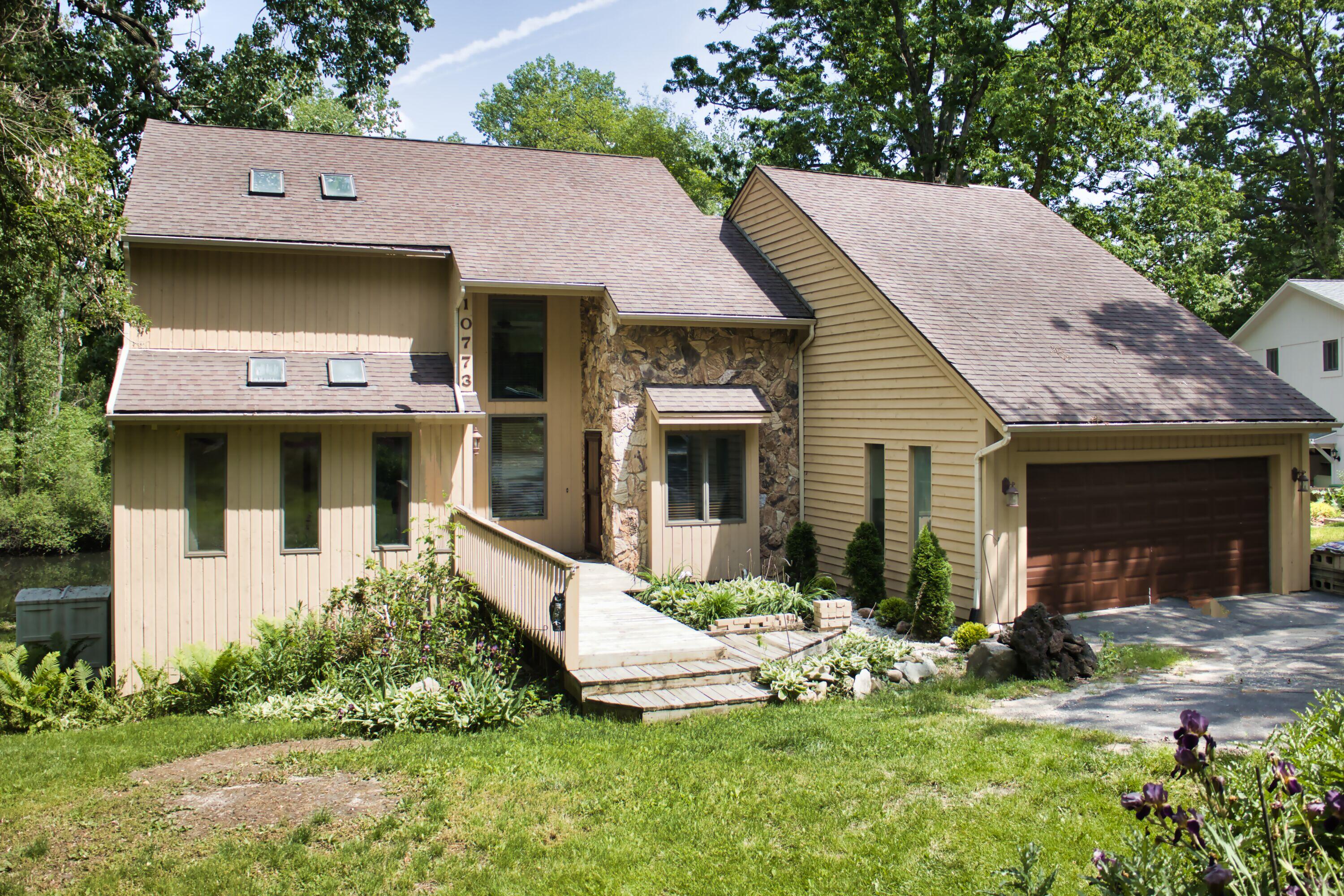 10773 Frankfort Property Photo