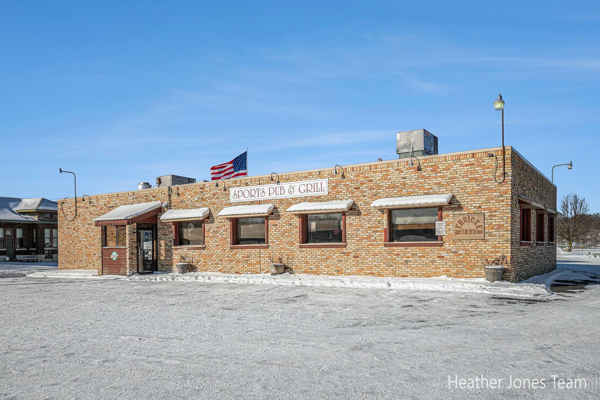135 N Bridge Street Property Photo