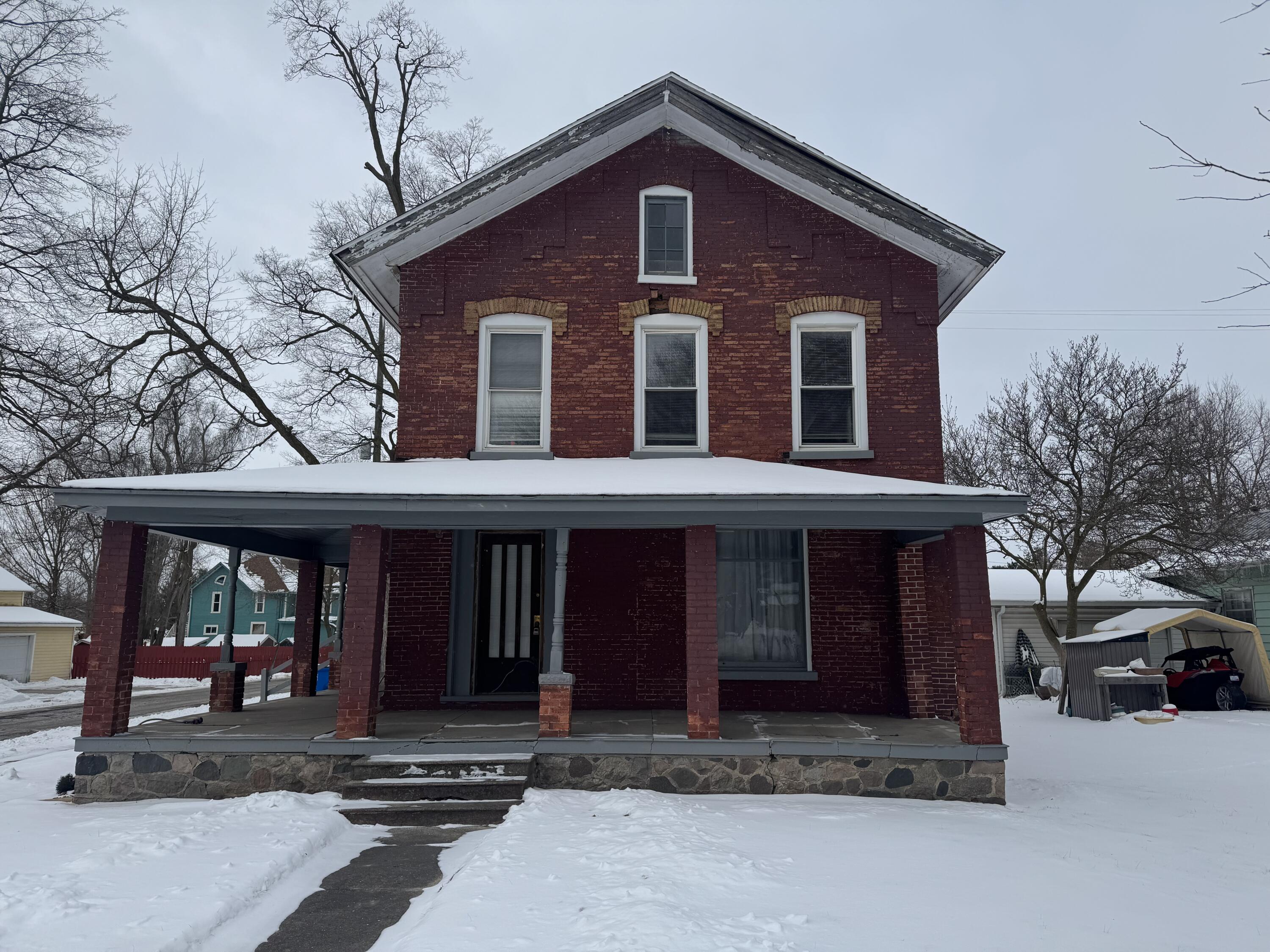 202 N Main Street Property Photo