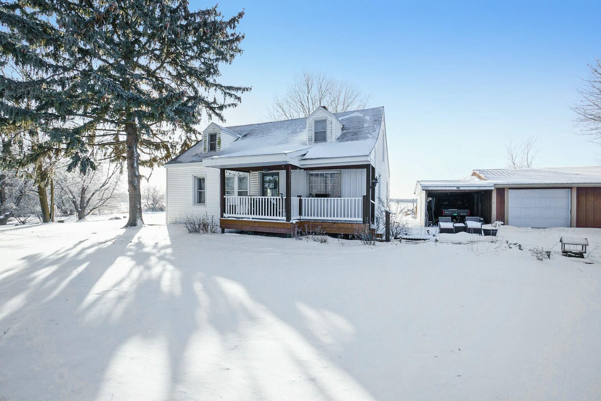 15805 Bailey Road Property Photo