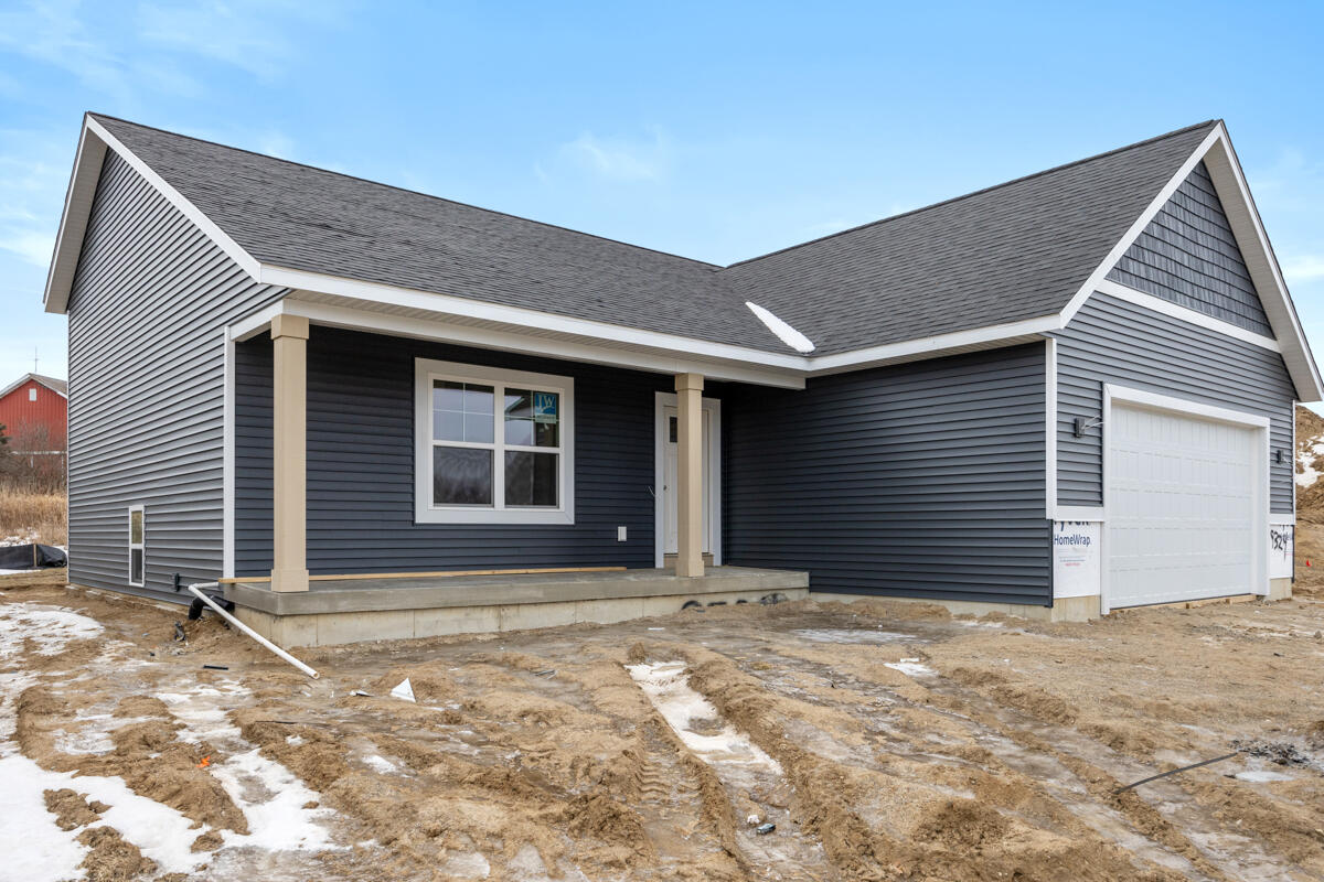 9383 Shimano Drive Property Photo