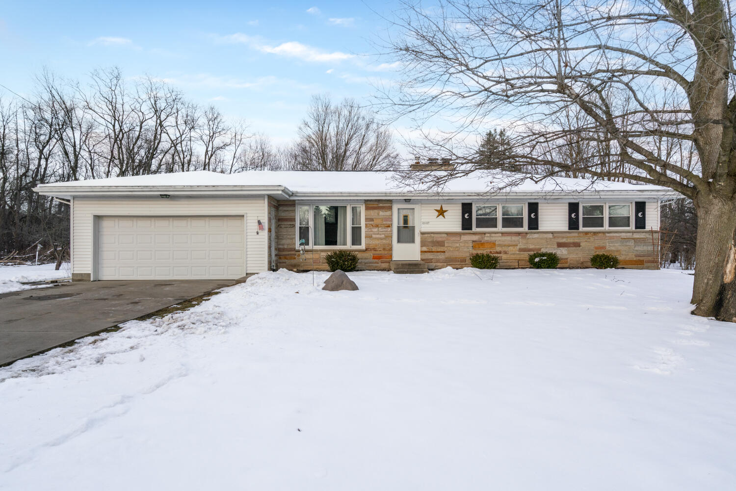10107 Verona Road Property Photo