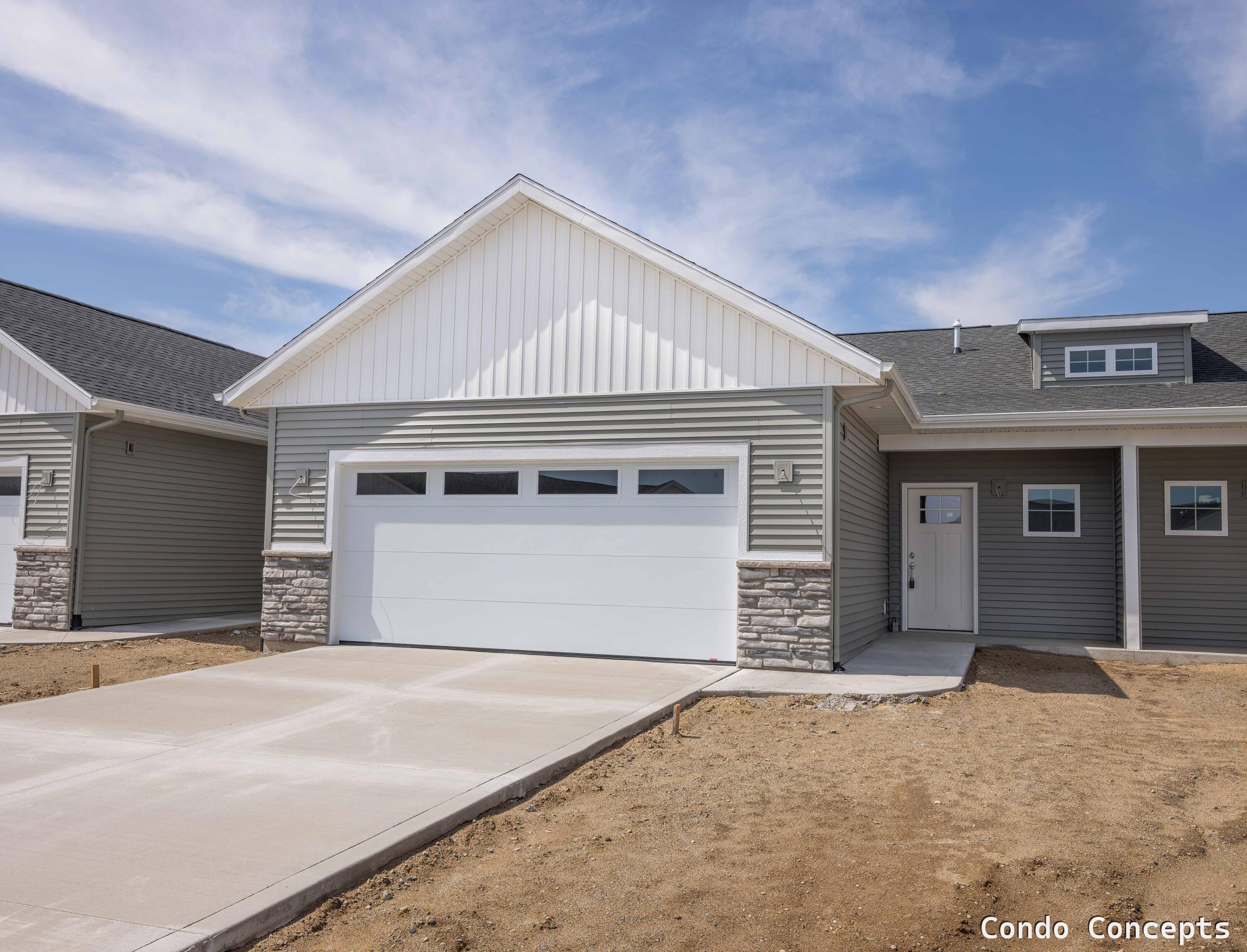 6625 Shoreside Court Se Property Photo 1