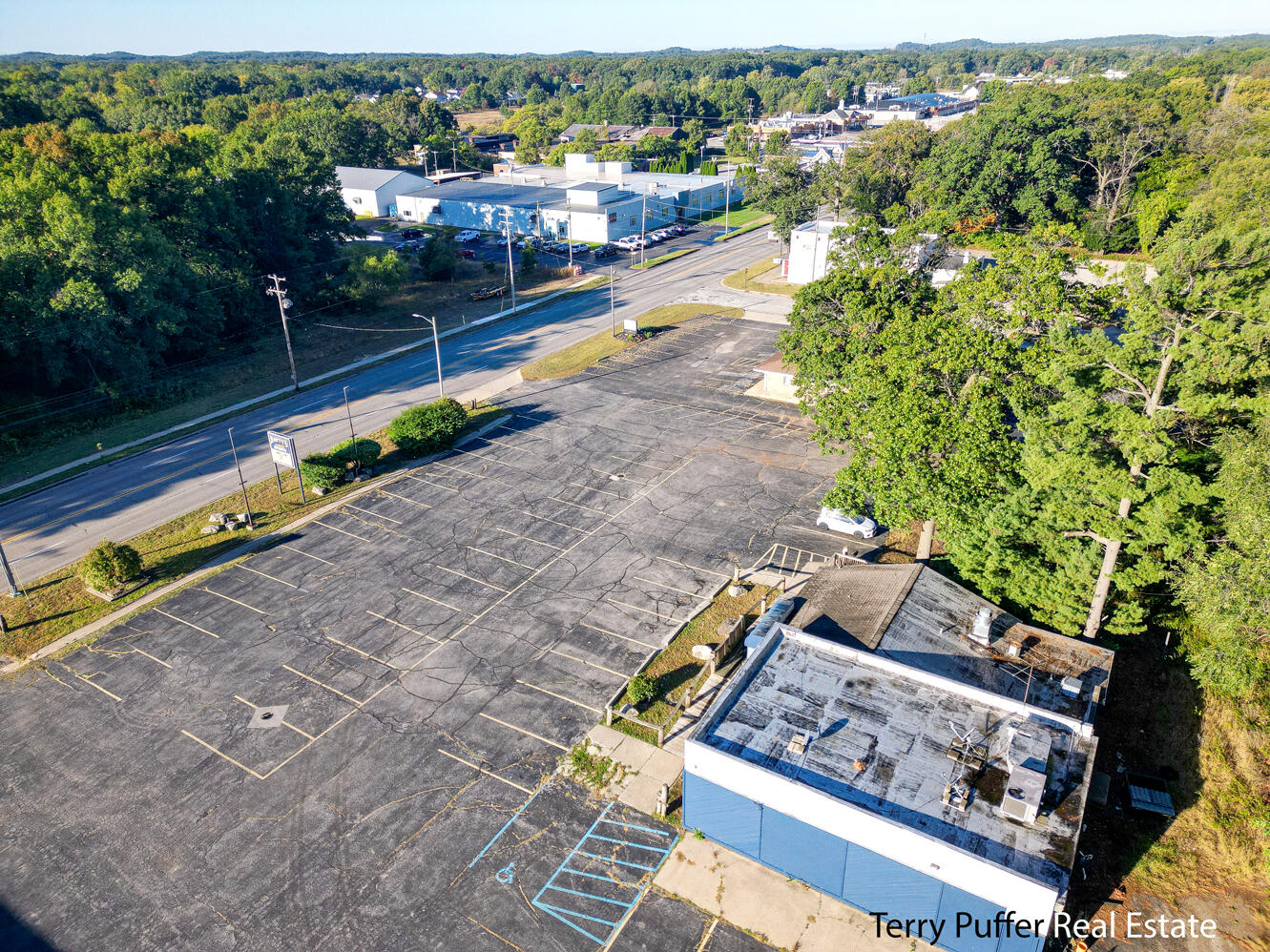 1300 W Sherman Boulevard Property Photo 28