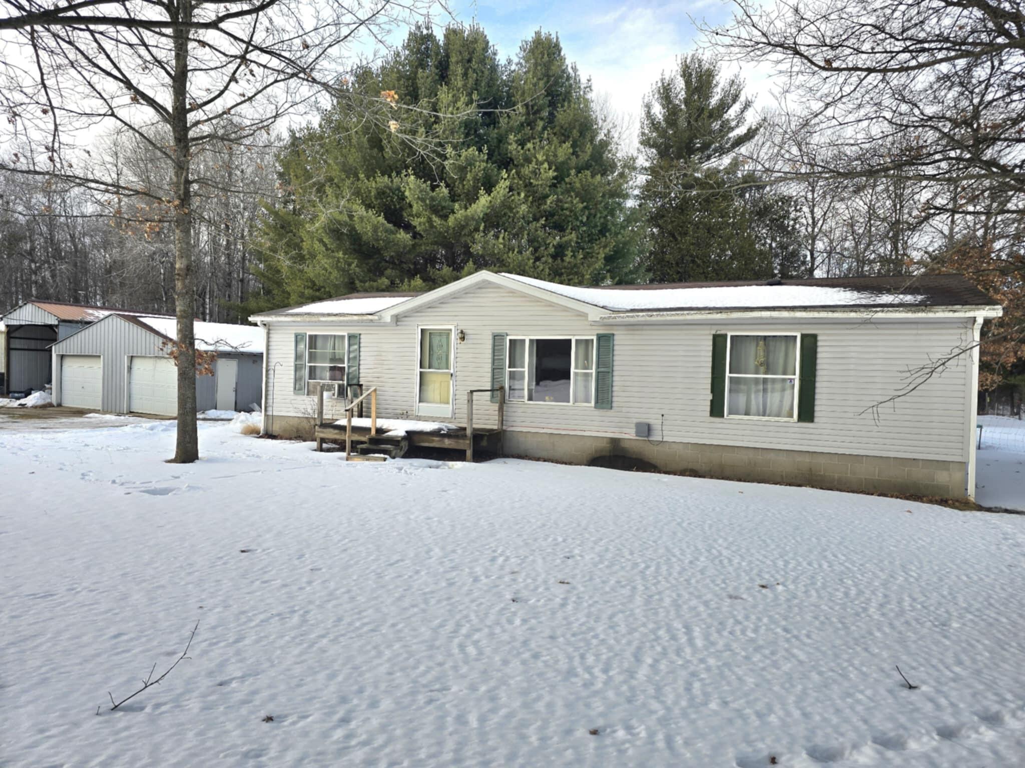 17776 3 Mile Road Property Photo
