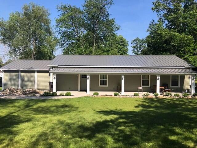 30 E Montgomery Street Property Photo 1
