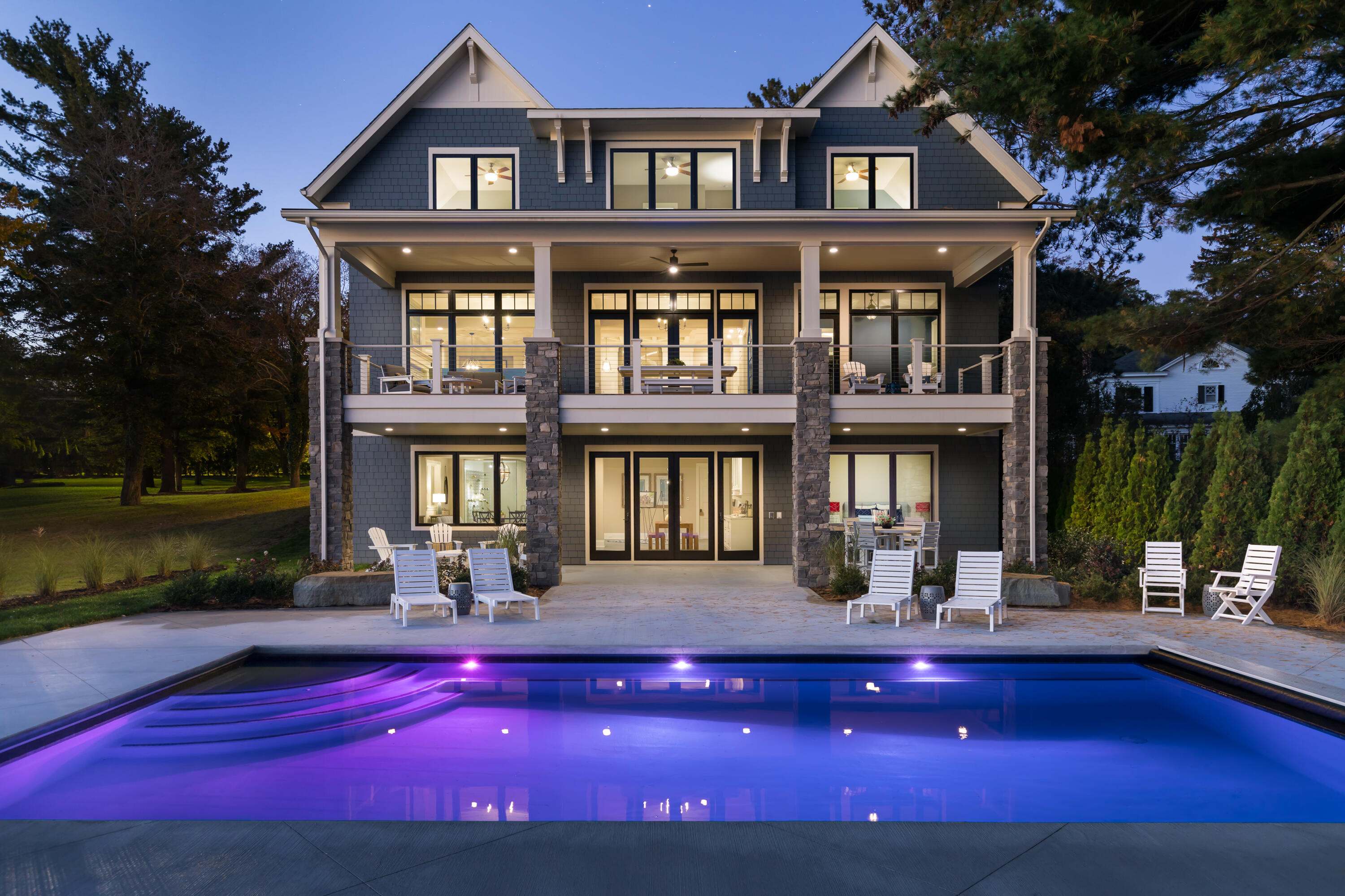 1095 S Shore Drive Property Photo