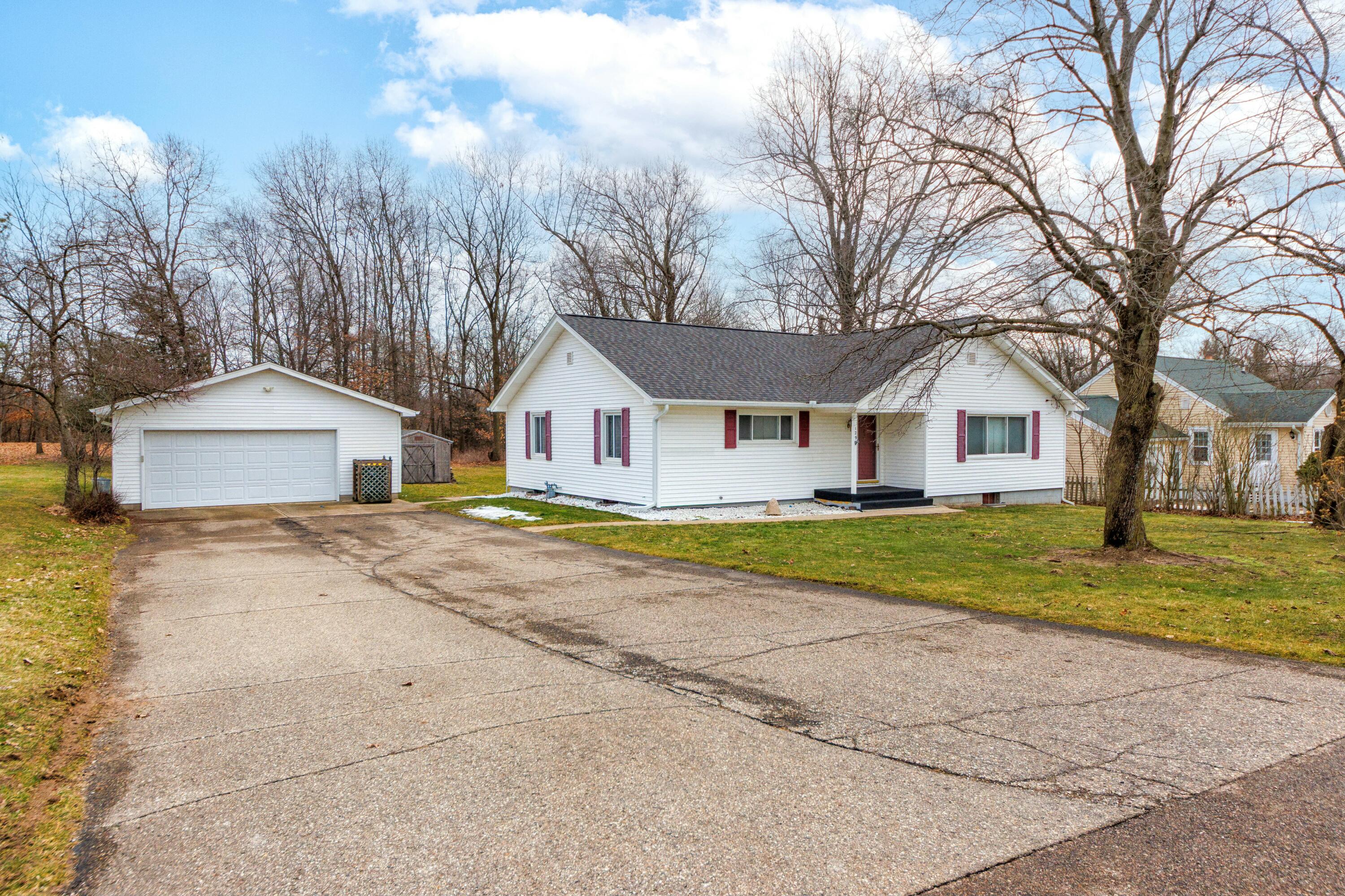129 S French Lane Property Photo