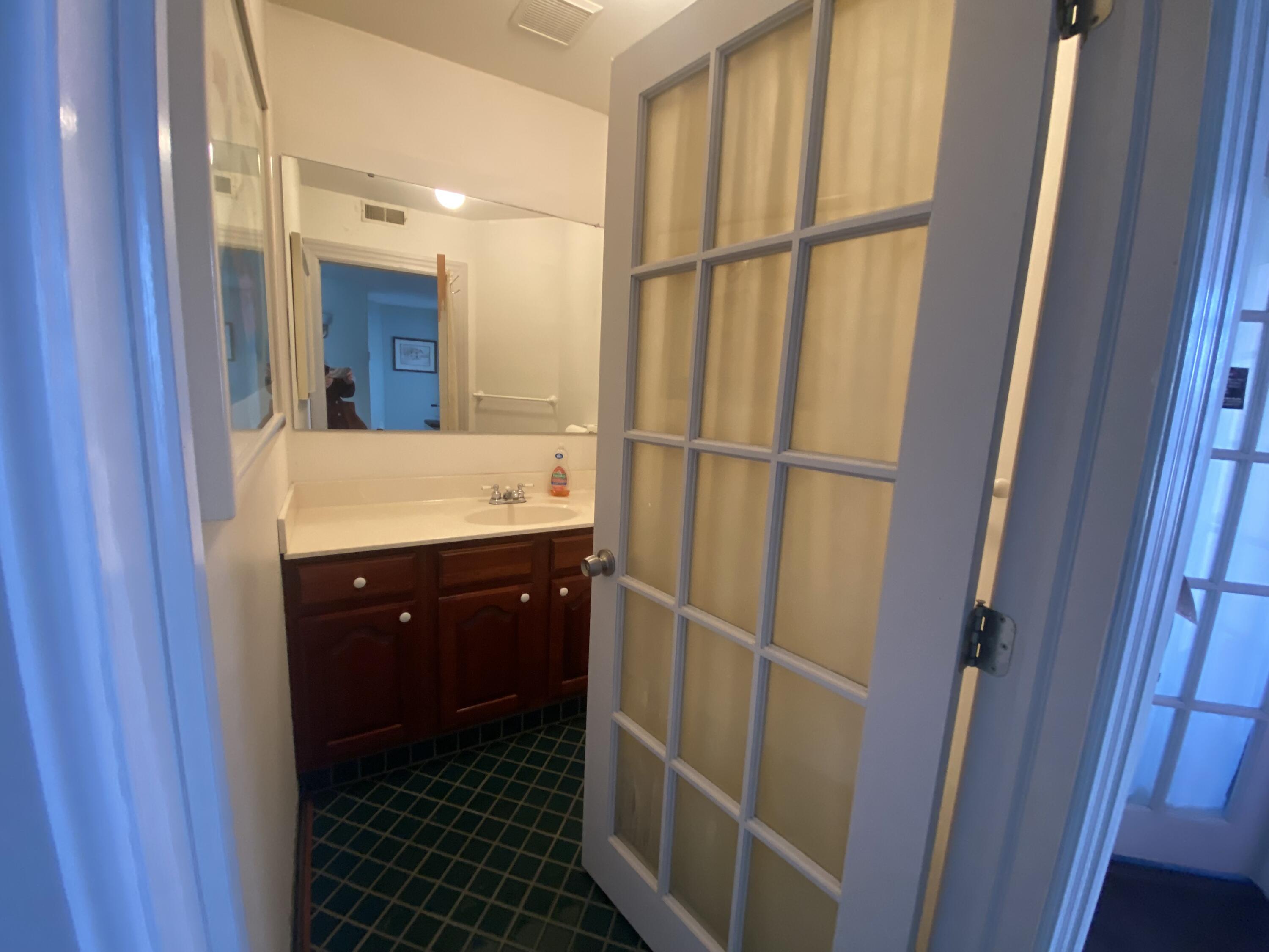 7717 Macomb Street, 6 Property Photo 6