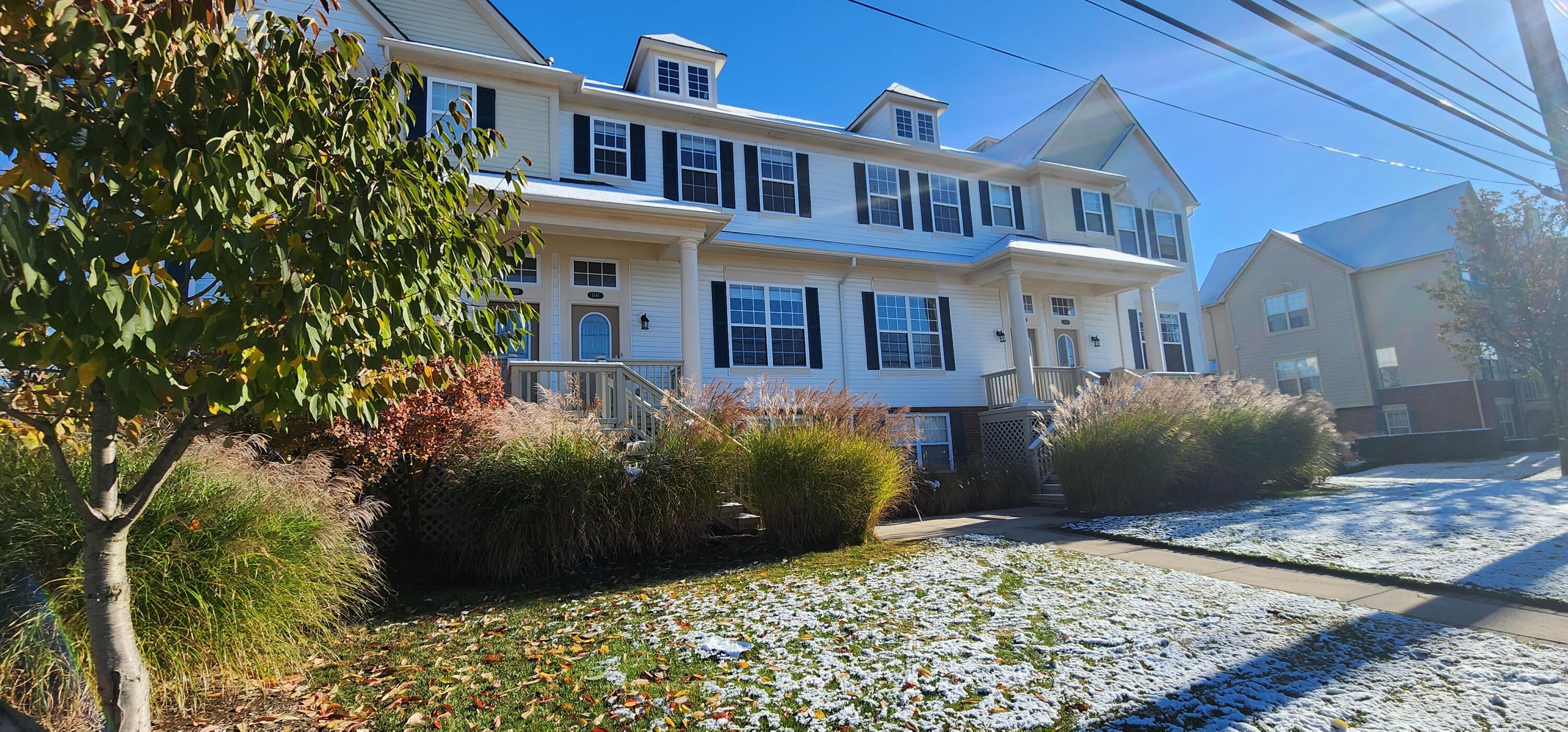 Keego Harbor Real Estate Listings Main Image
