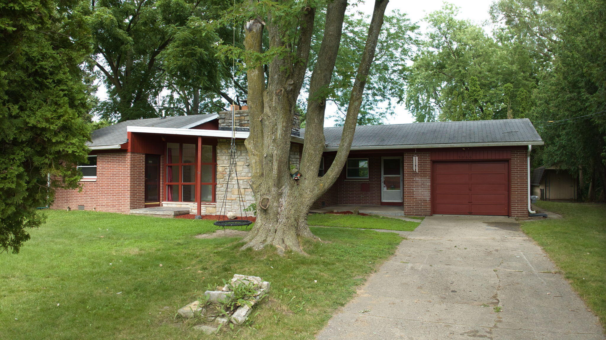 3066 Winston Drive Property Photo