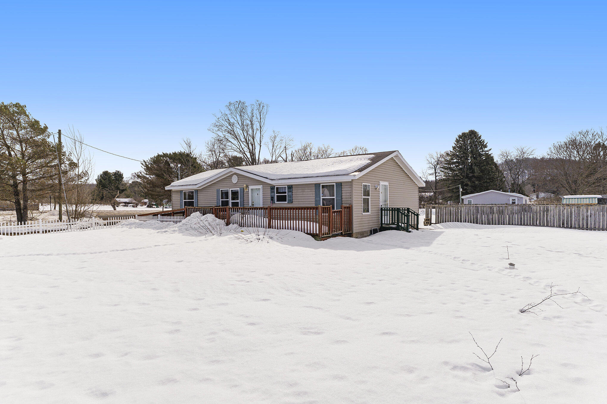 18116 Karlin Road Property Photo