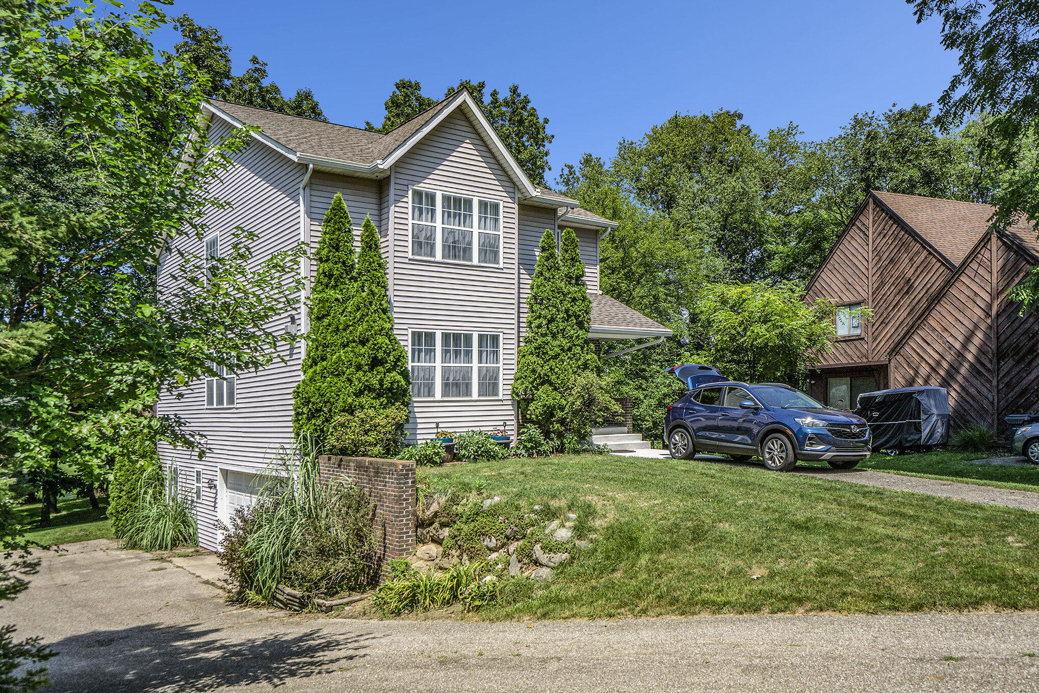 Fairway Estates Real Estate Listings Main Image