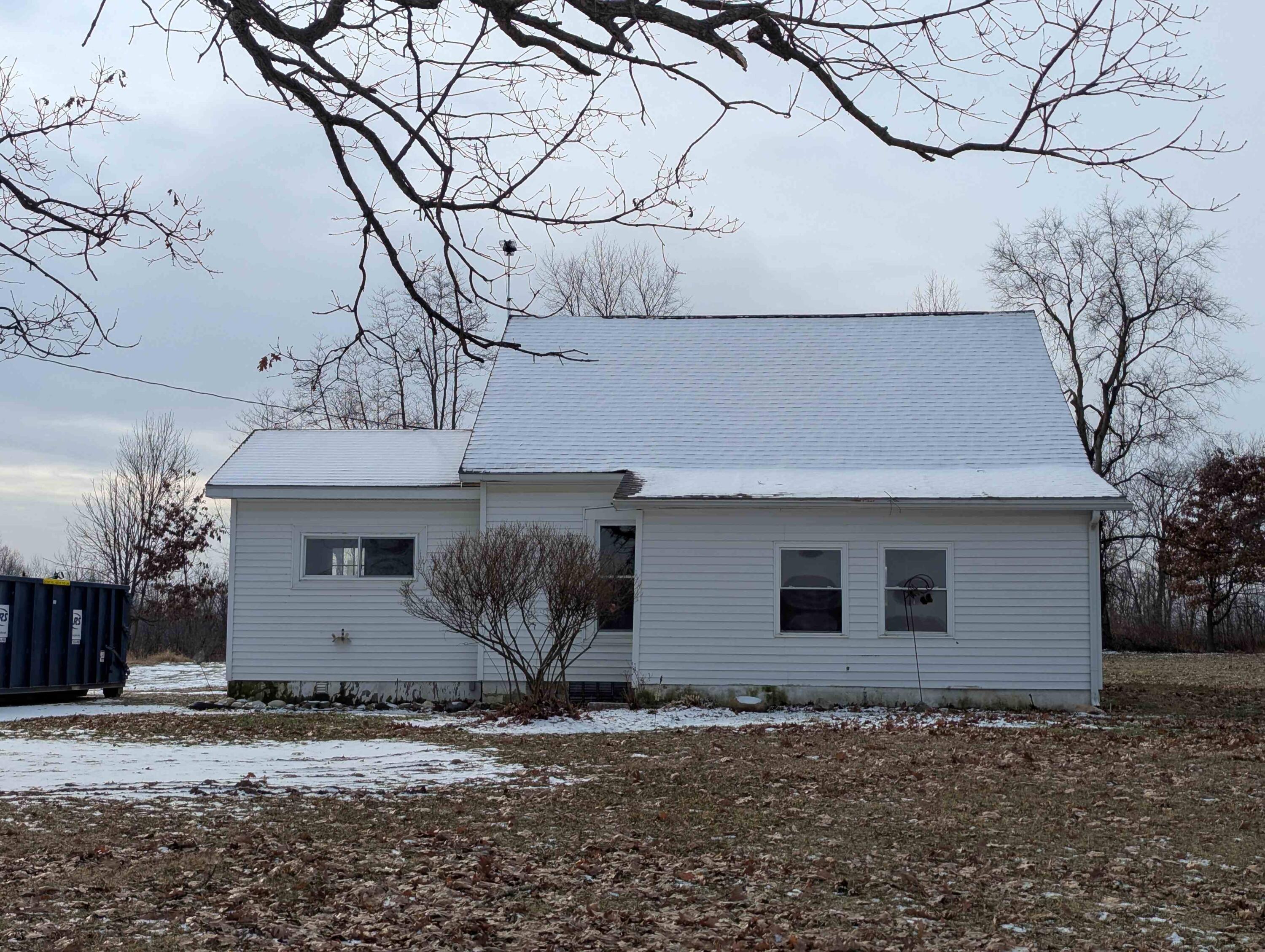 613 E County Line Road Property Photo