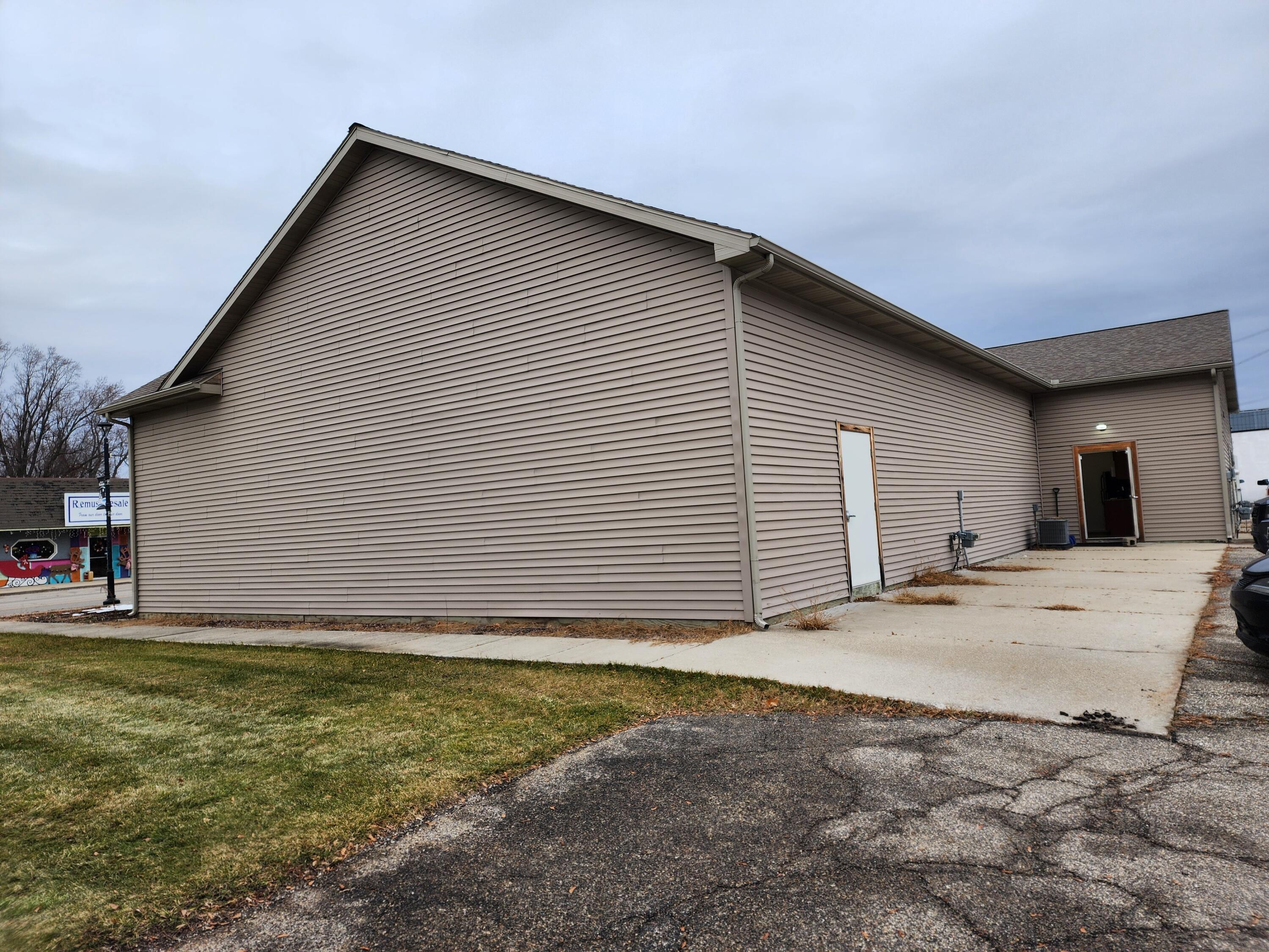 165 W Wheatland Avenue Property Photo 4