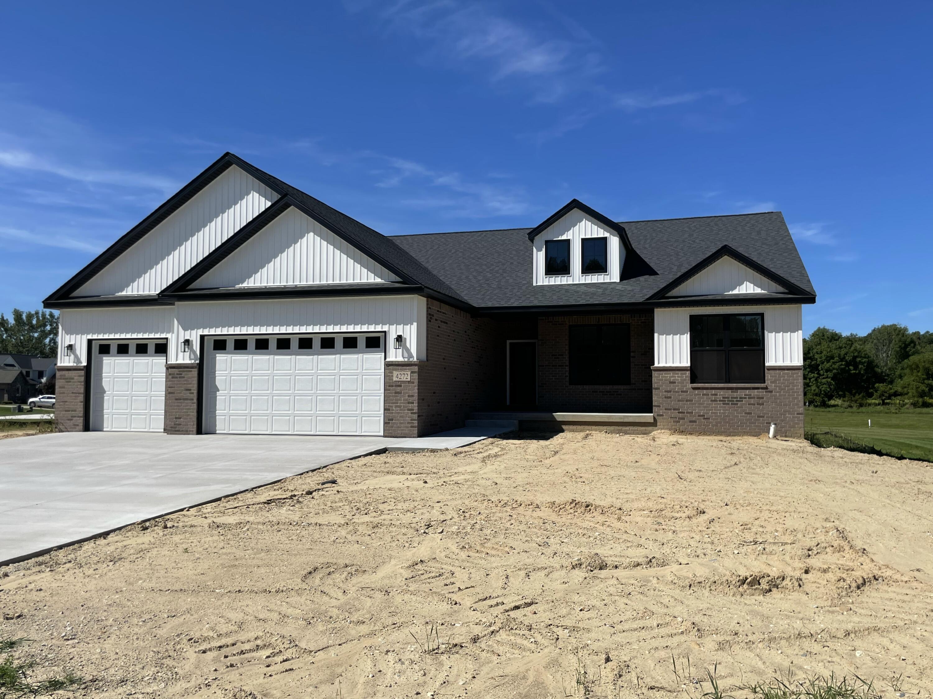 56225 Hickory Creek Lane Property Photo