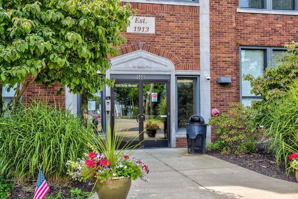 500 Erie Street, 209 Property Photo