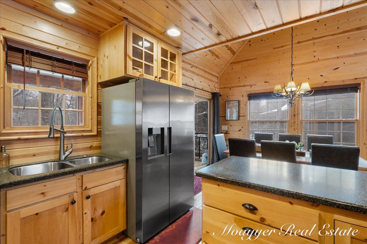 3577 Kingfisher Cove Drive Property Photo 16