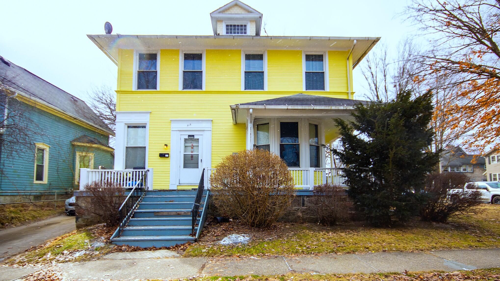 515 W Washington Avenue Property Photo