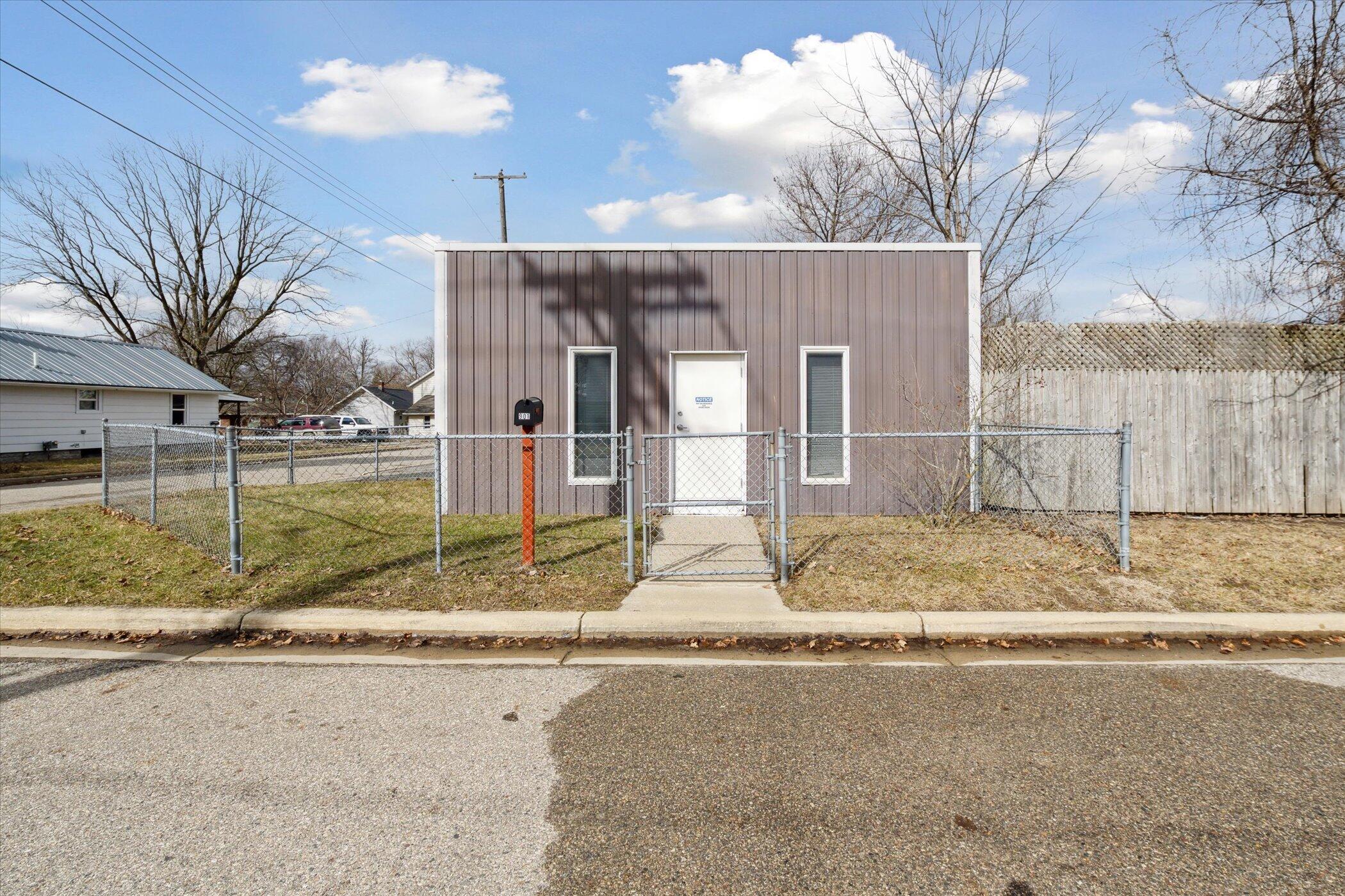 901 Call Street Property Photo 3