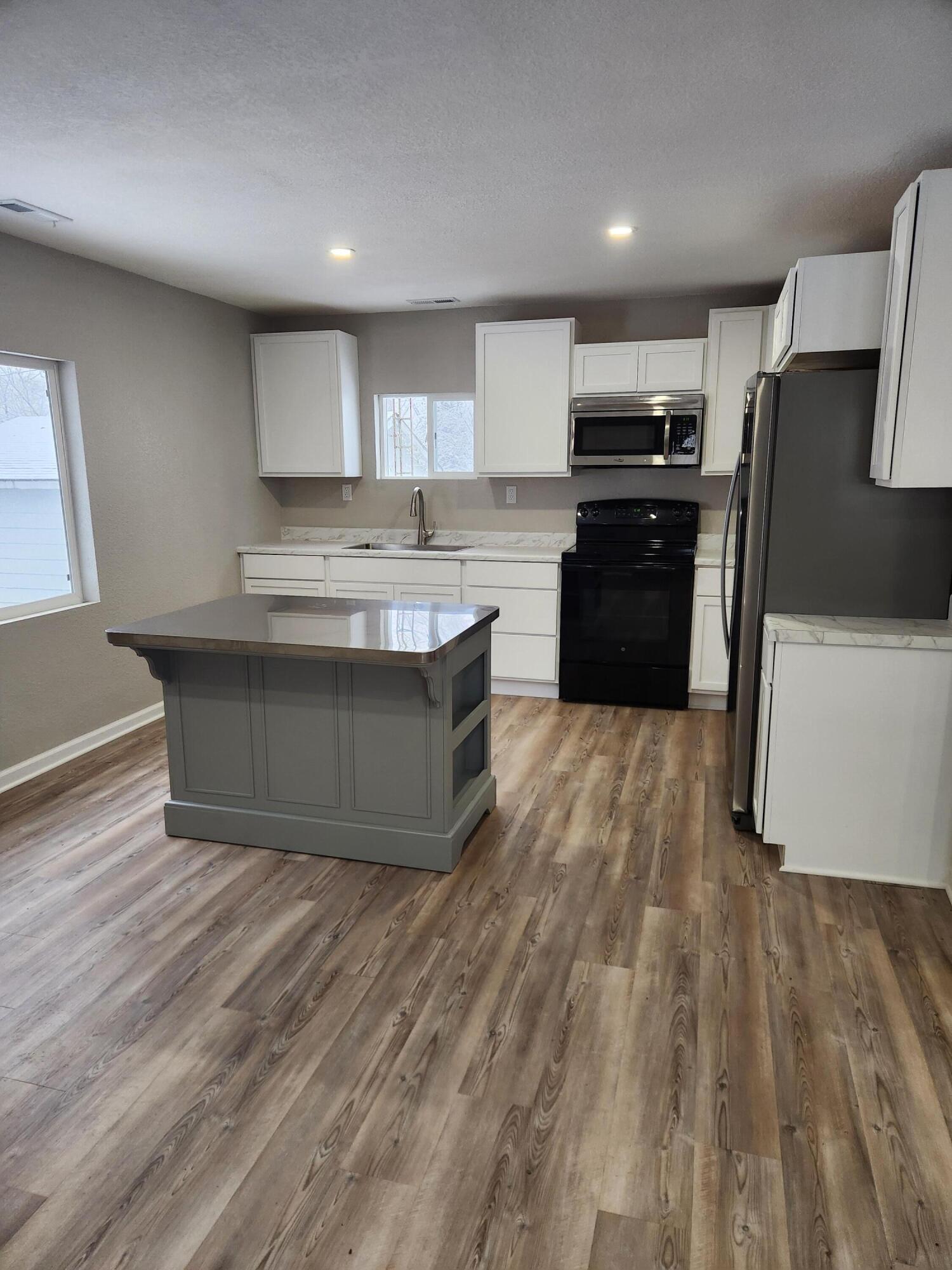 242 Bickford Drive Property Photo 15