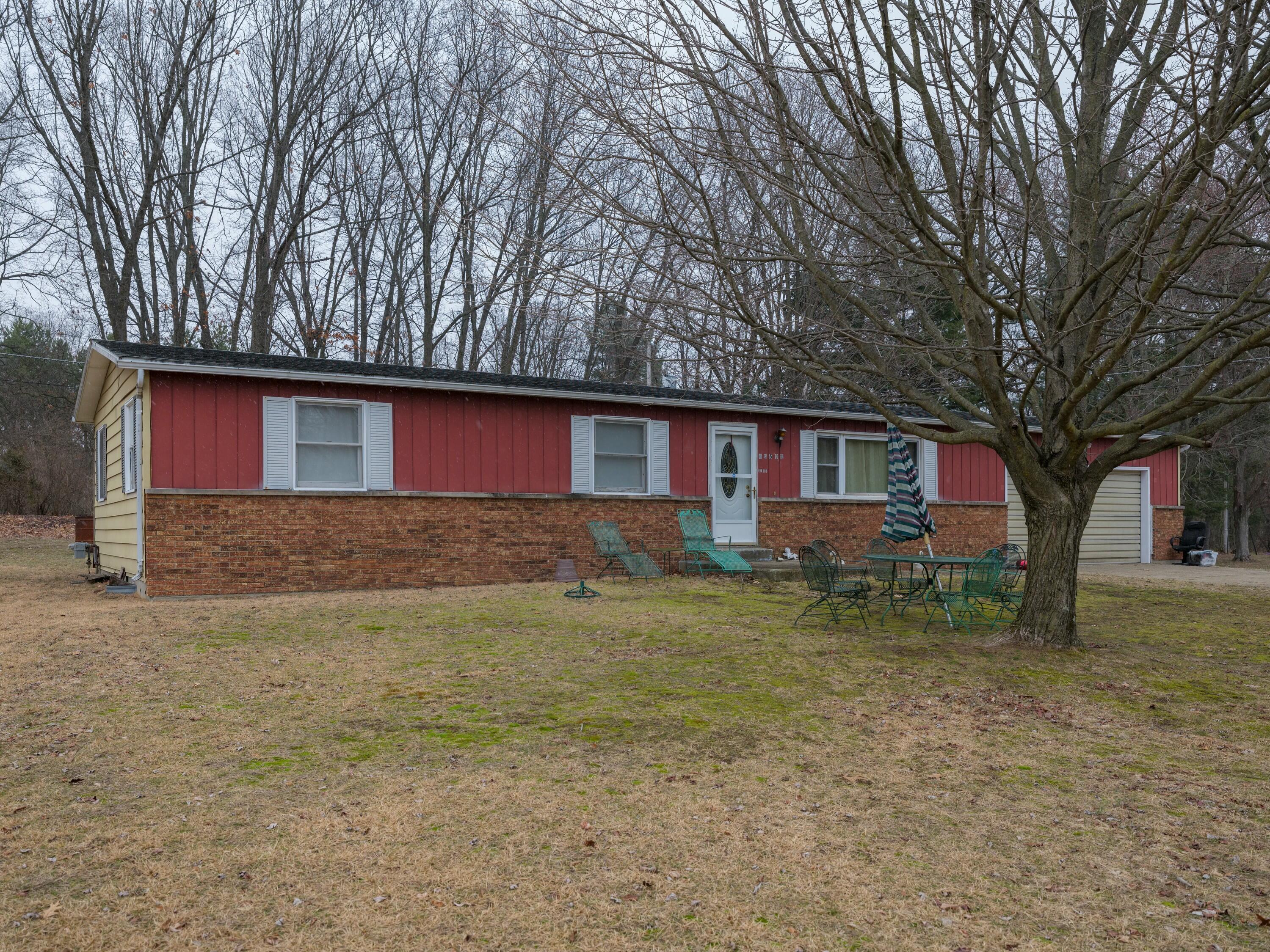 42592 Evergreen Park Drive Property Photo