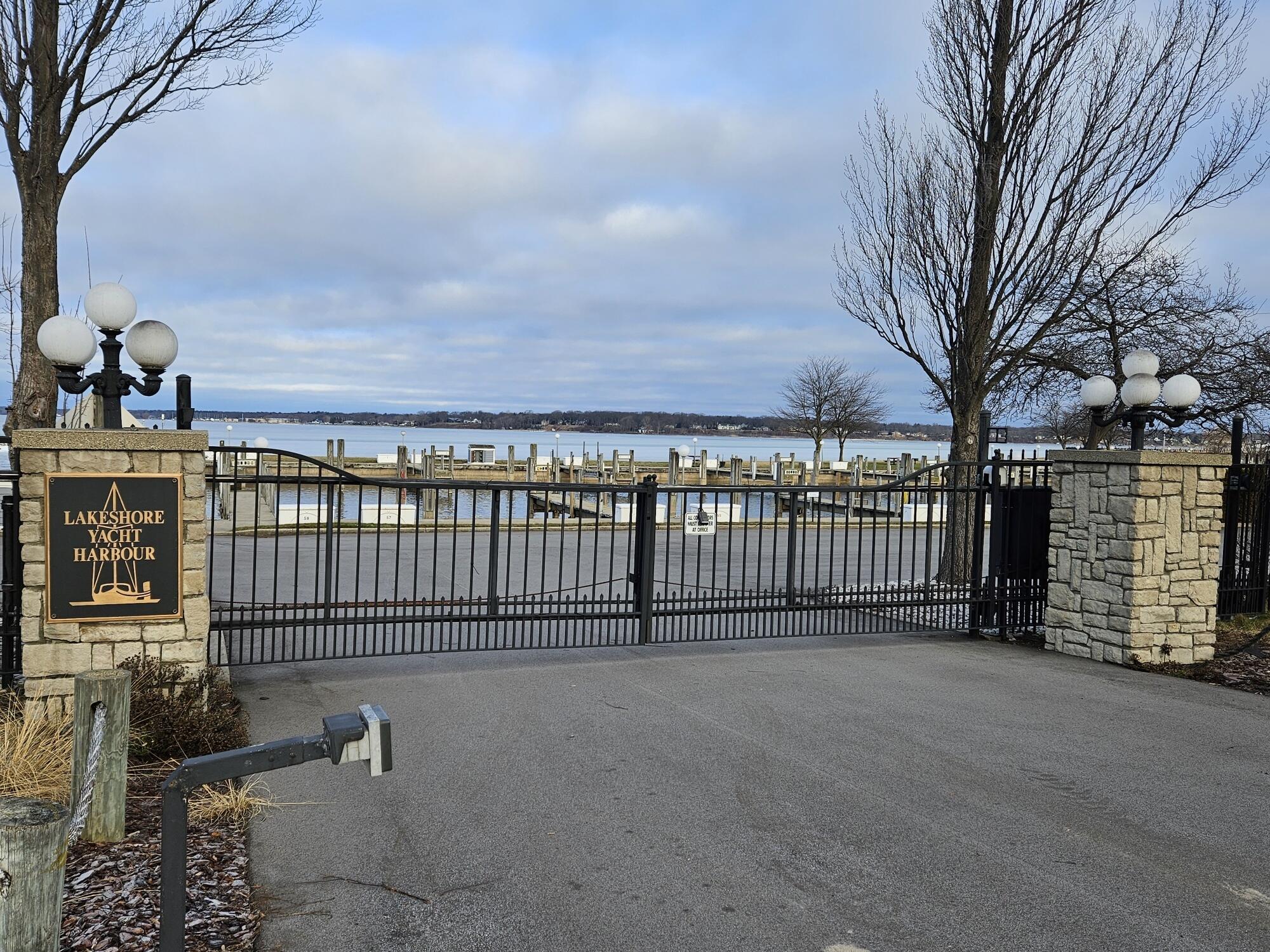 1200 Lakeshore Drive, 51 Property Photo 1