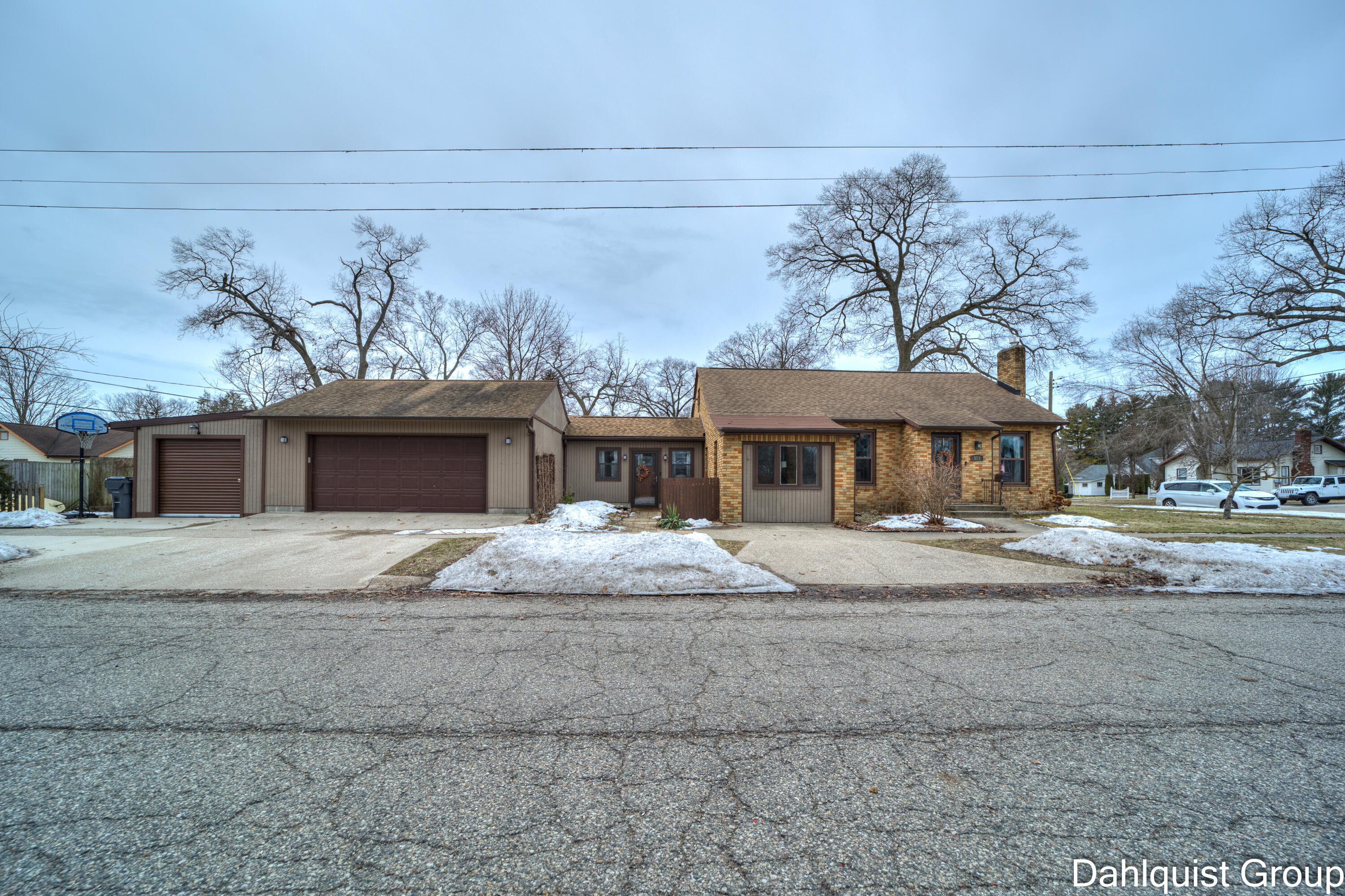 513 First Street Property Photo