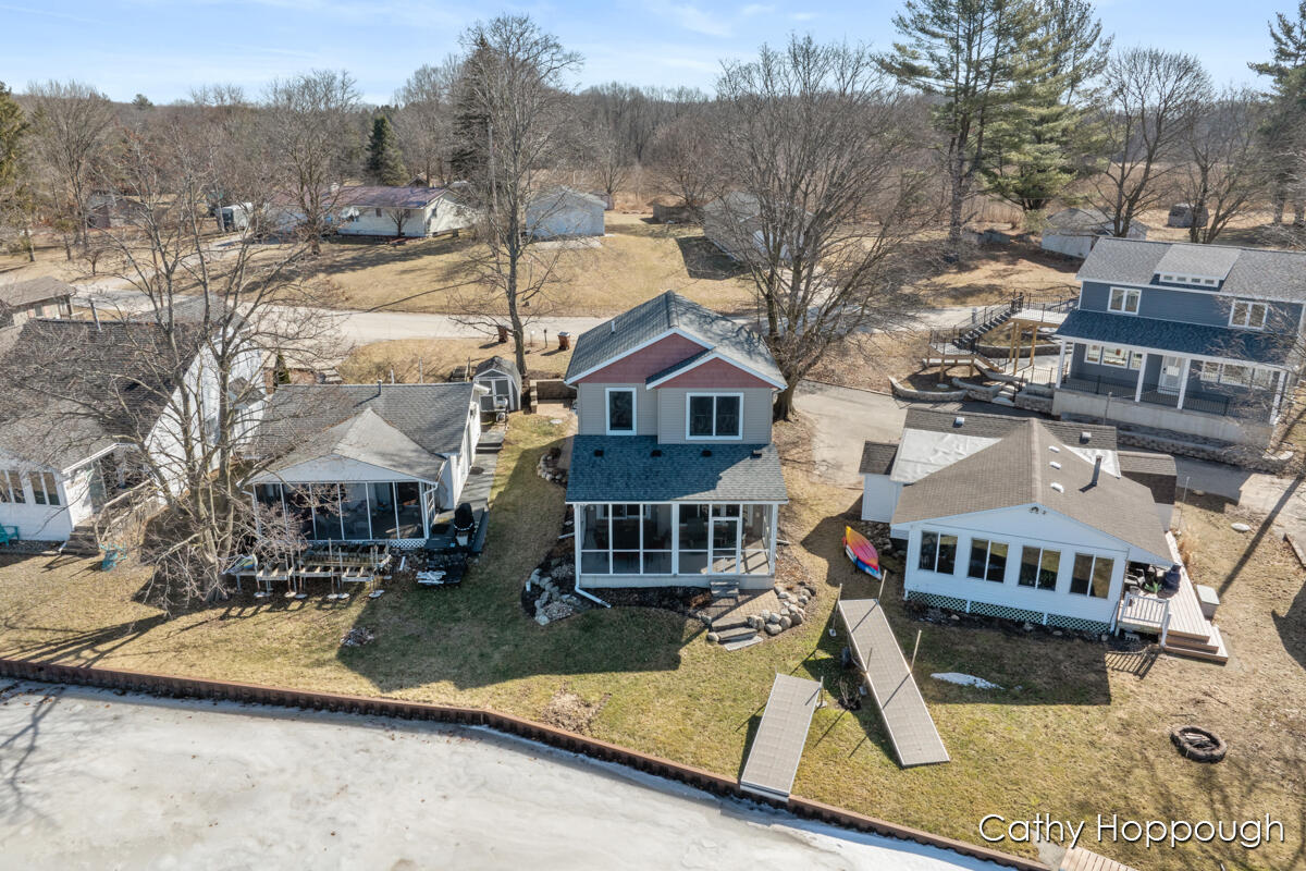 2370 Lakeside Drive Property Photo