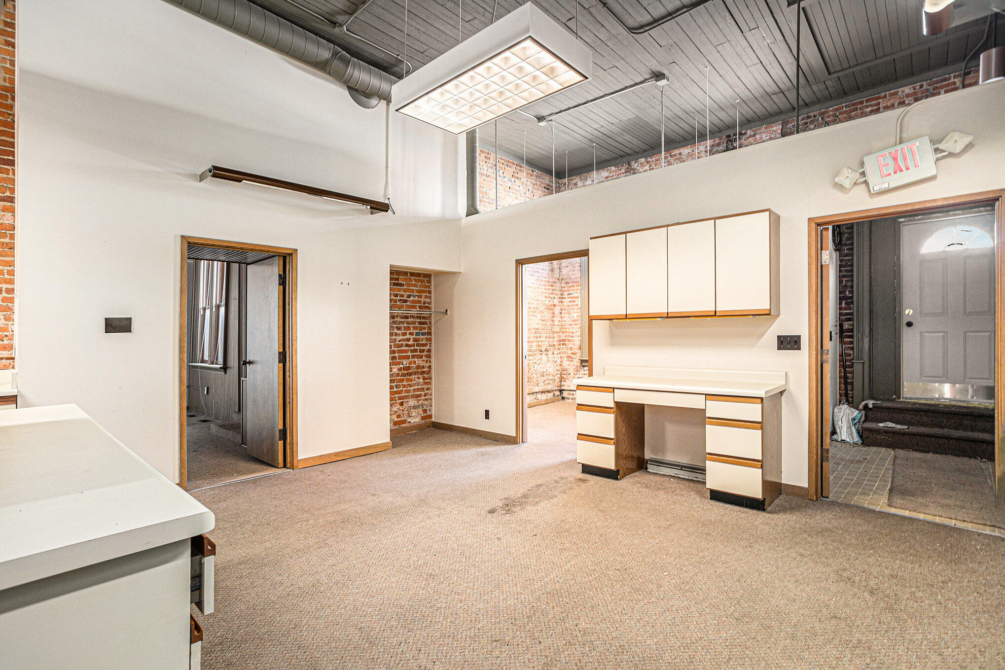 213 E Michigan Avenue Property Photo 17