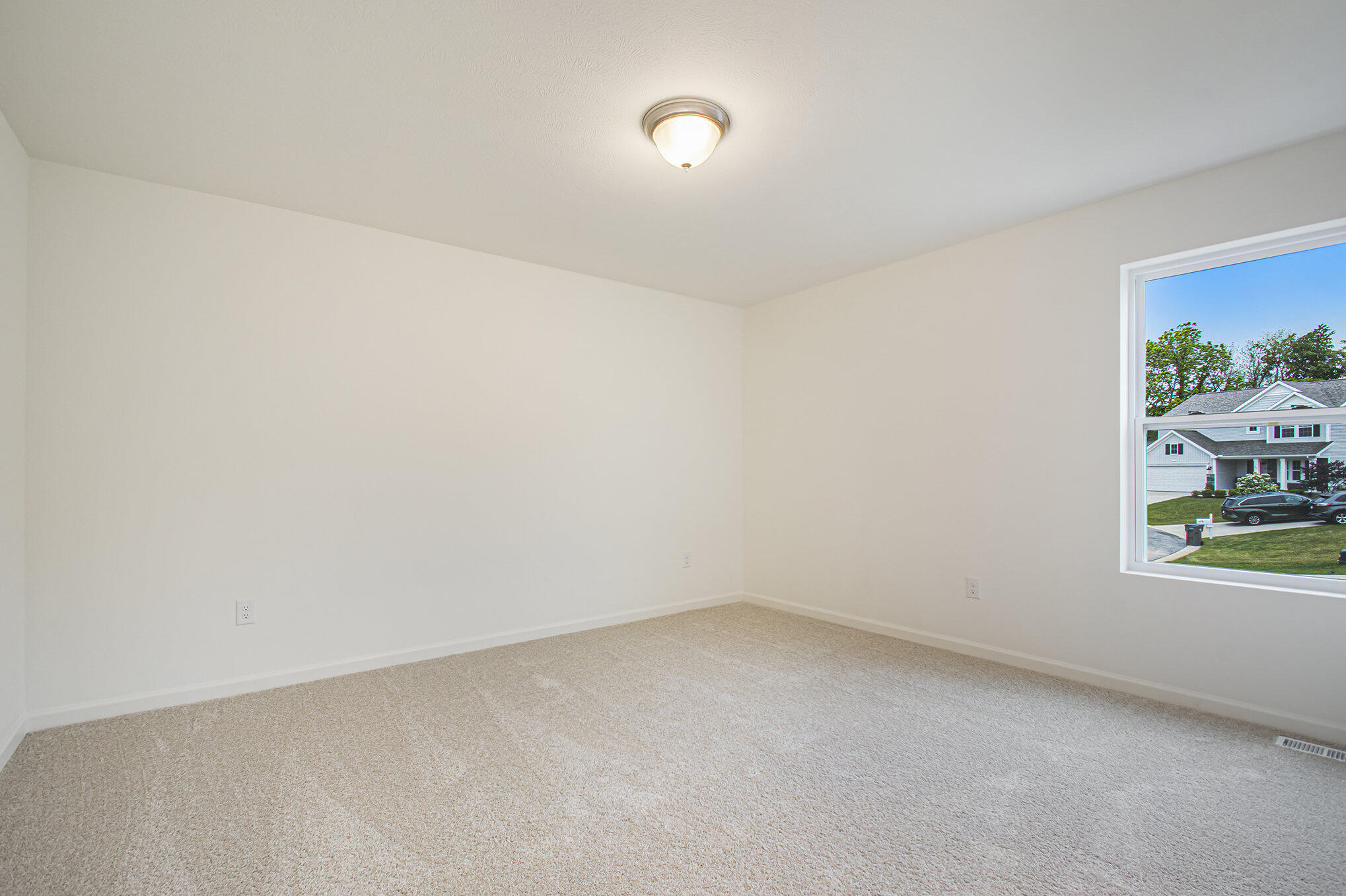 218 Arlington Lane Property Photo 18