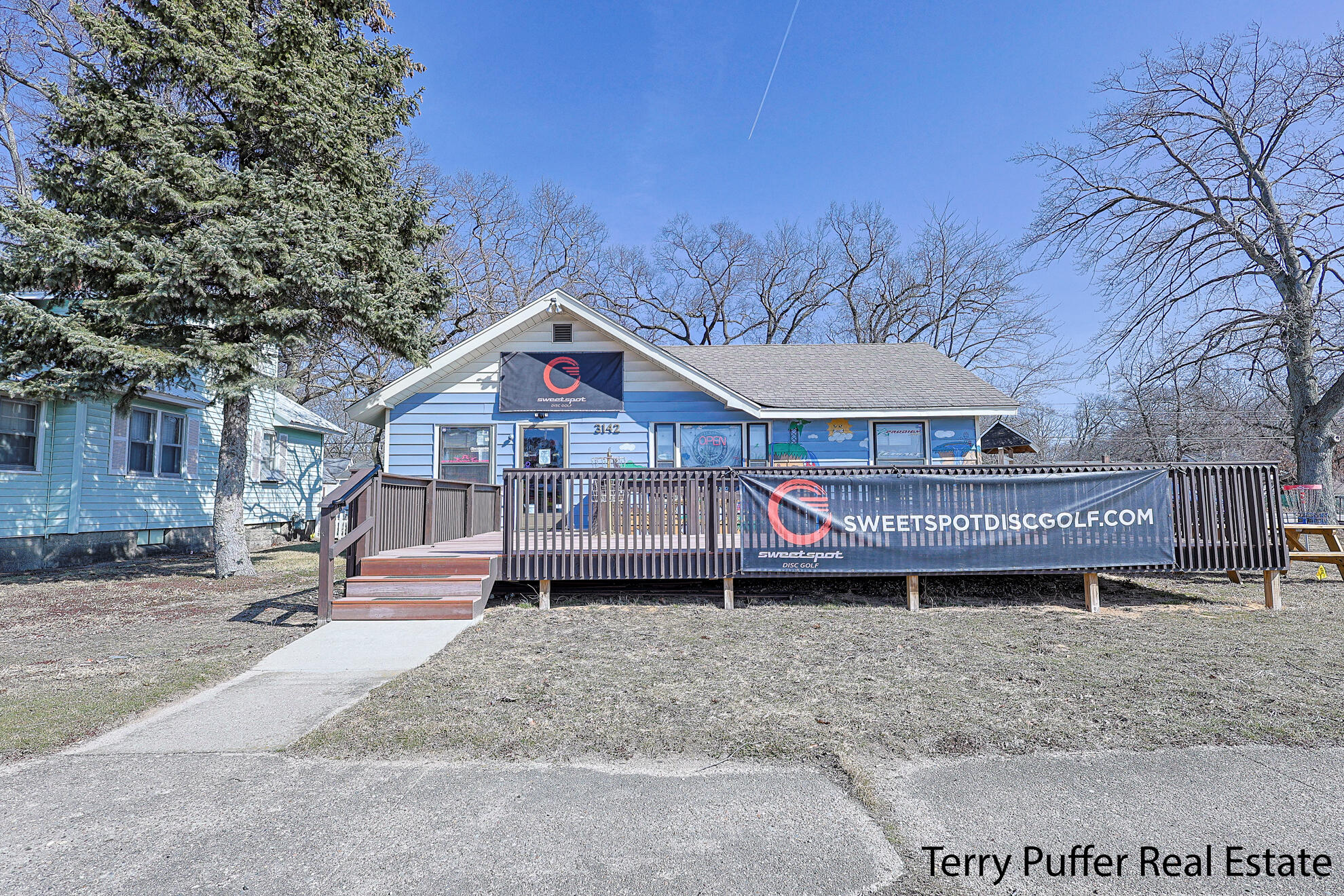 3142 Glade Street Property Photo 1