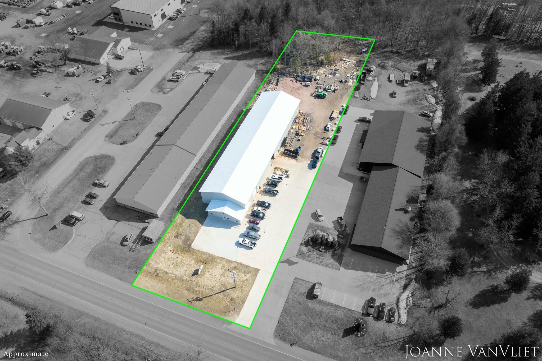 4189 Blue Star Highway Property Photo 2
