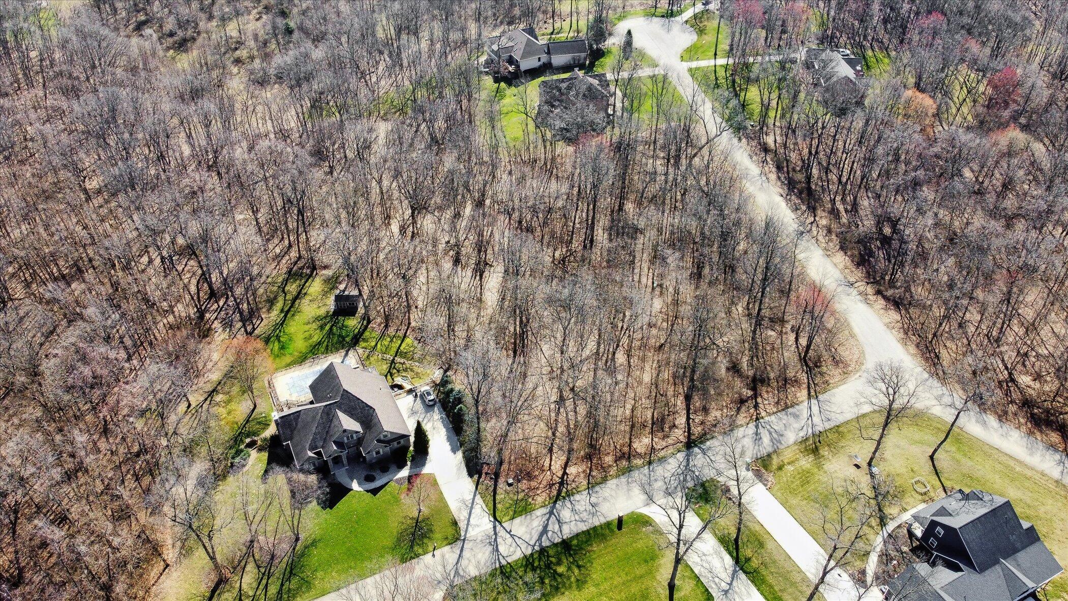 62,63 Maple Wood Drive Property Photo 10