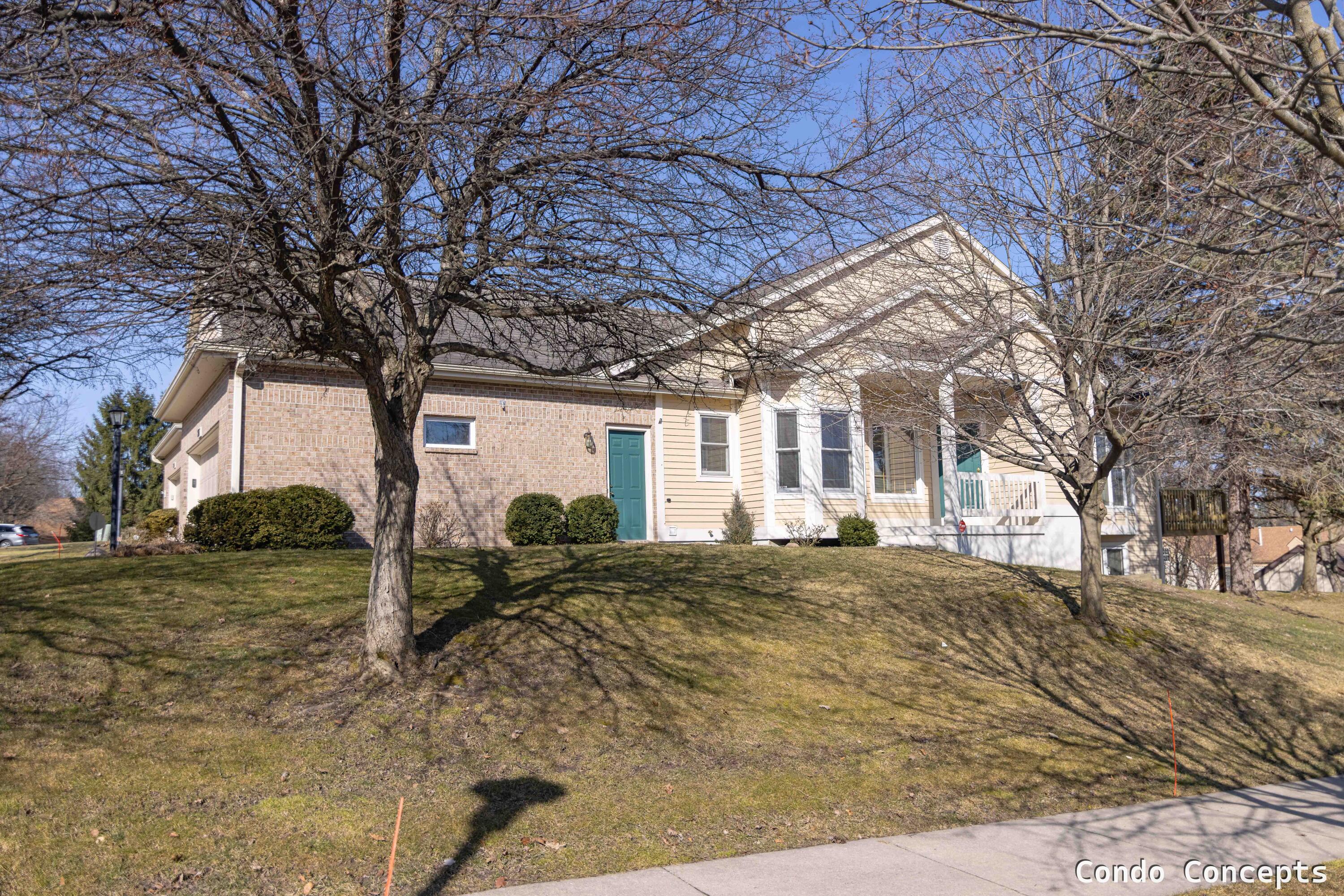 2161 S Cross Creek Drive Se Property Photo