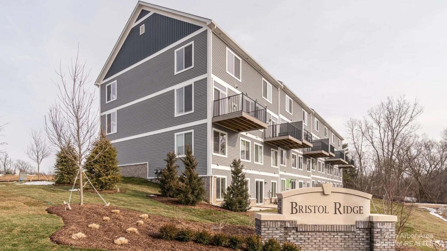 Bristol Ridge Real Estate Listings Main Image