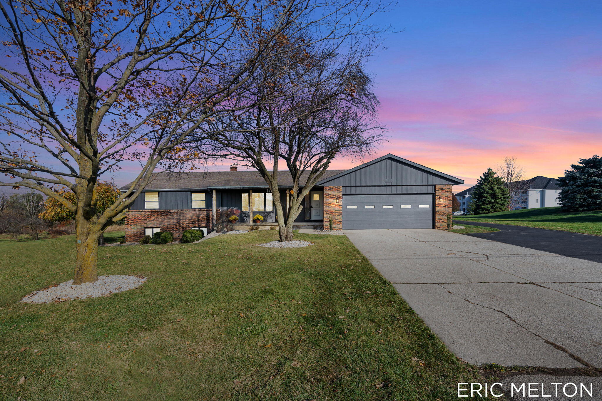 2965 Quincy Street Property Photo