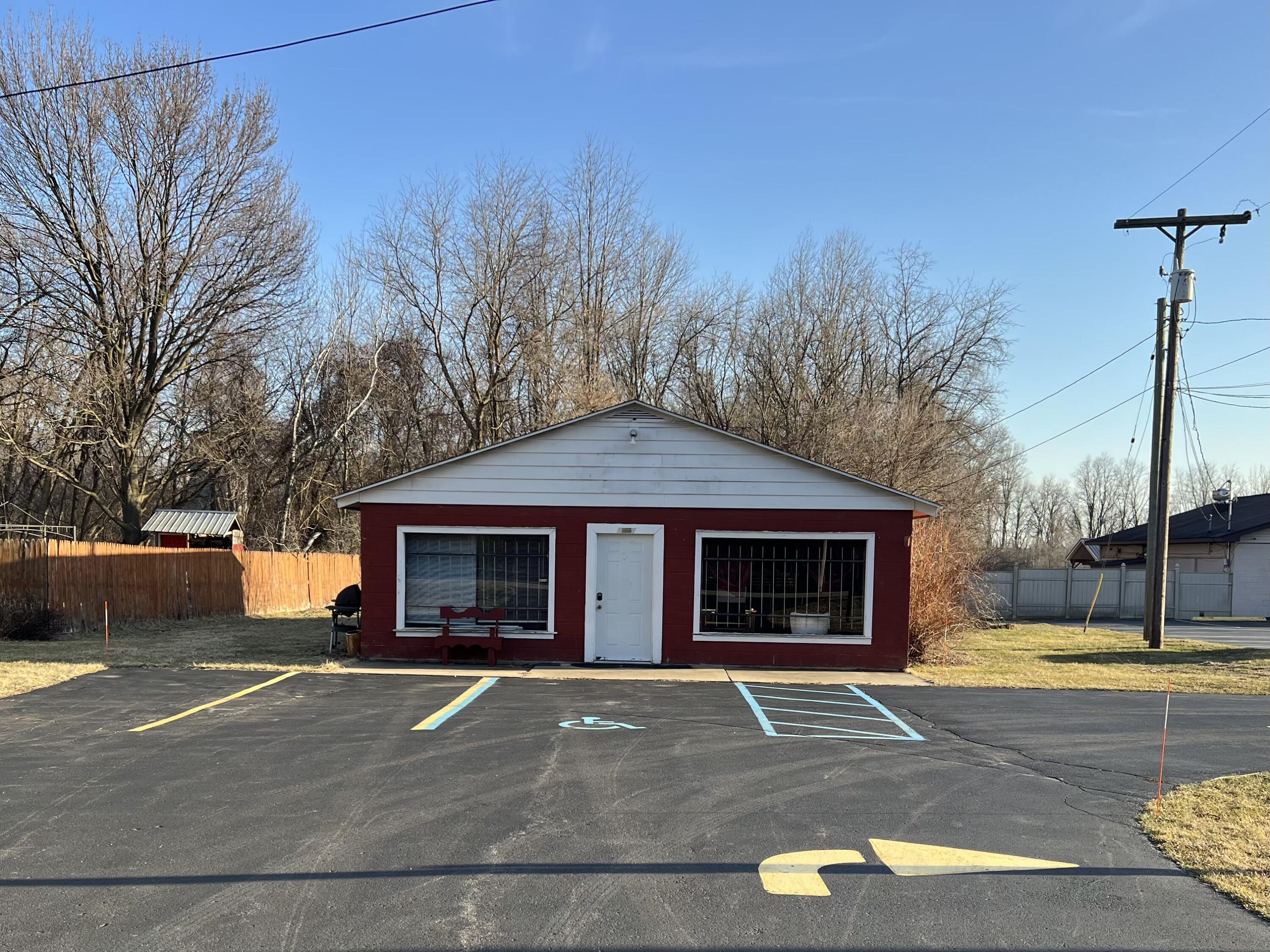 16987 W Michigan Avenue Property Photo