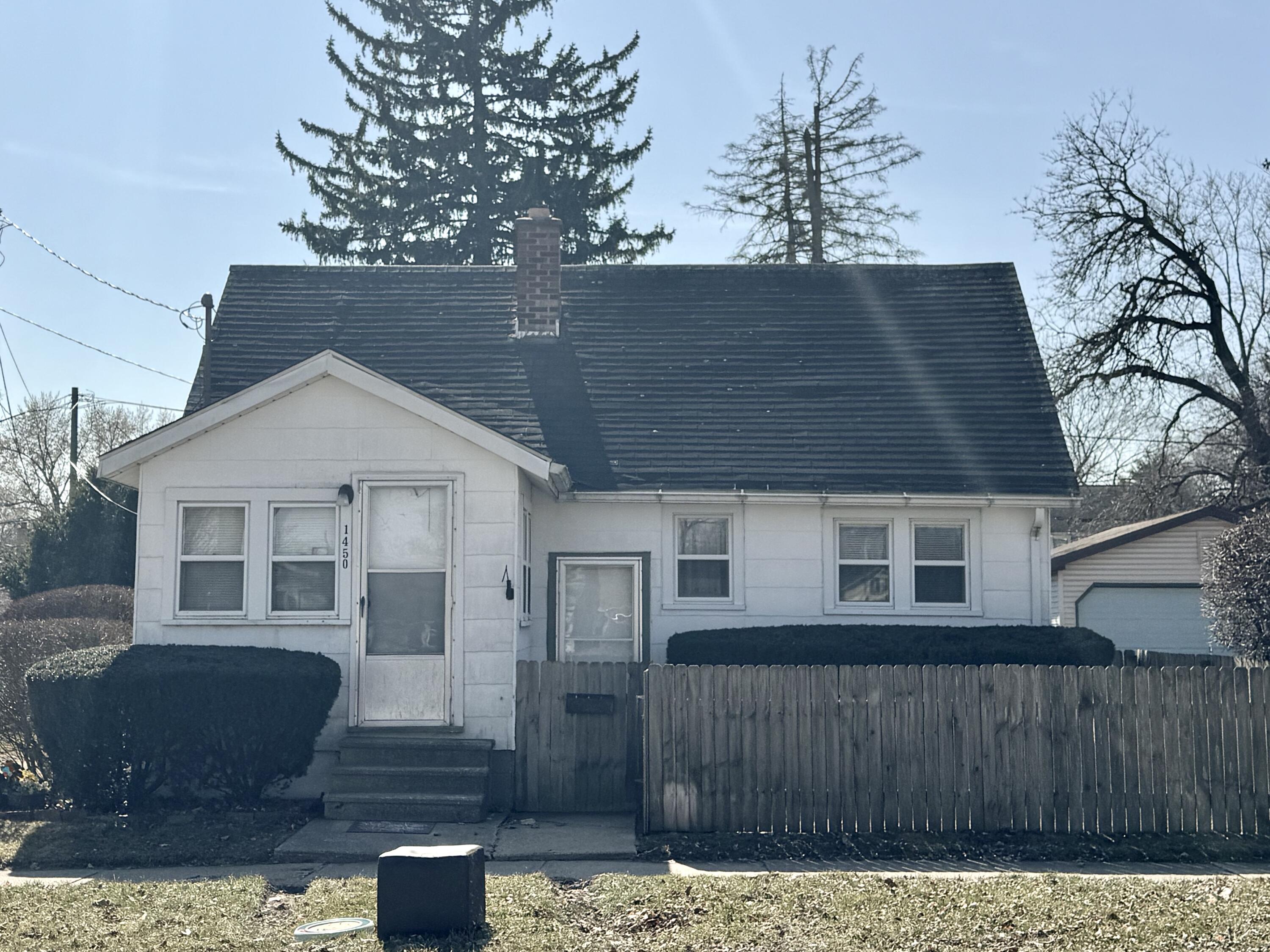 1450 Sycamore Street Property Photo 1