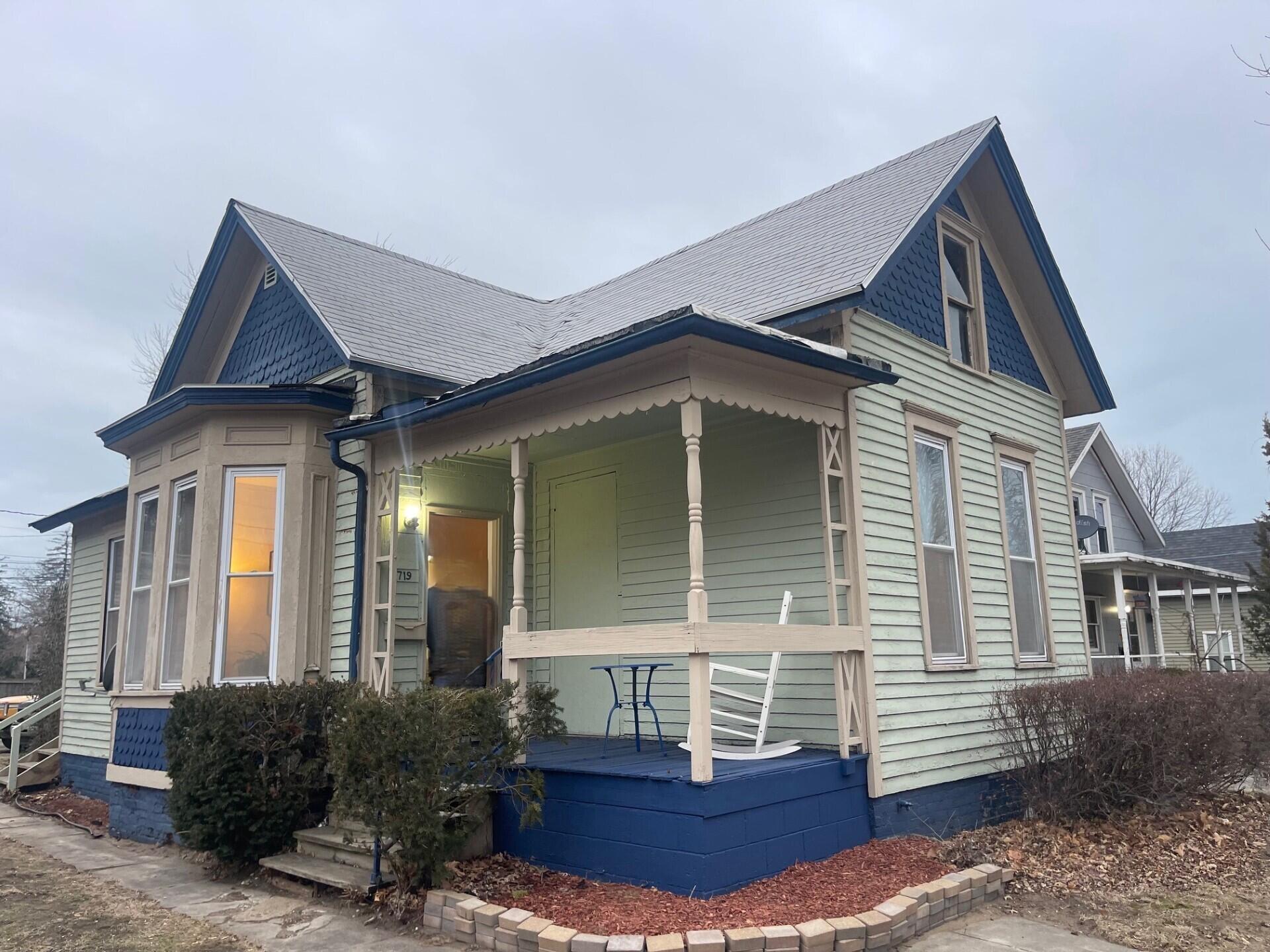 719 Cedar Street Property Photo