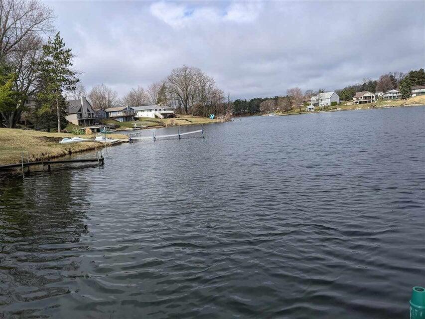 11850 N Lake Side Drive Property Photo