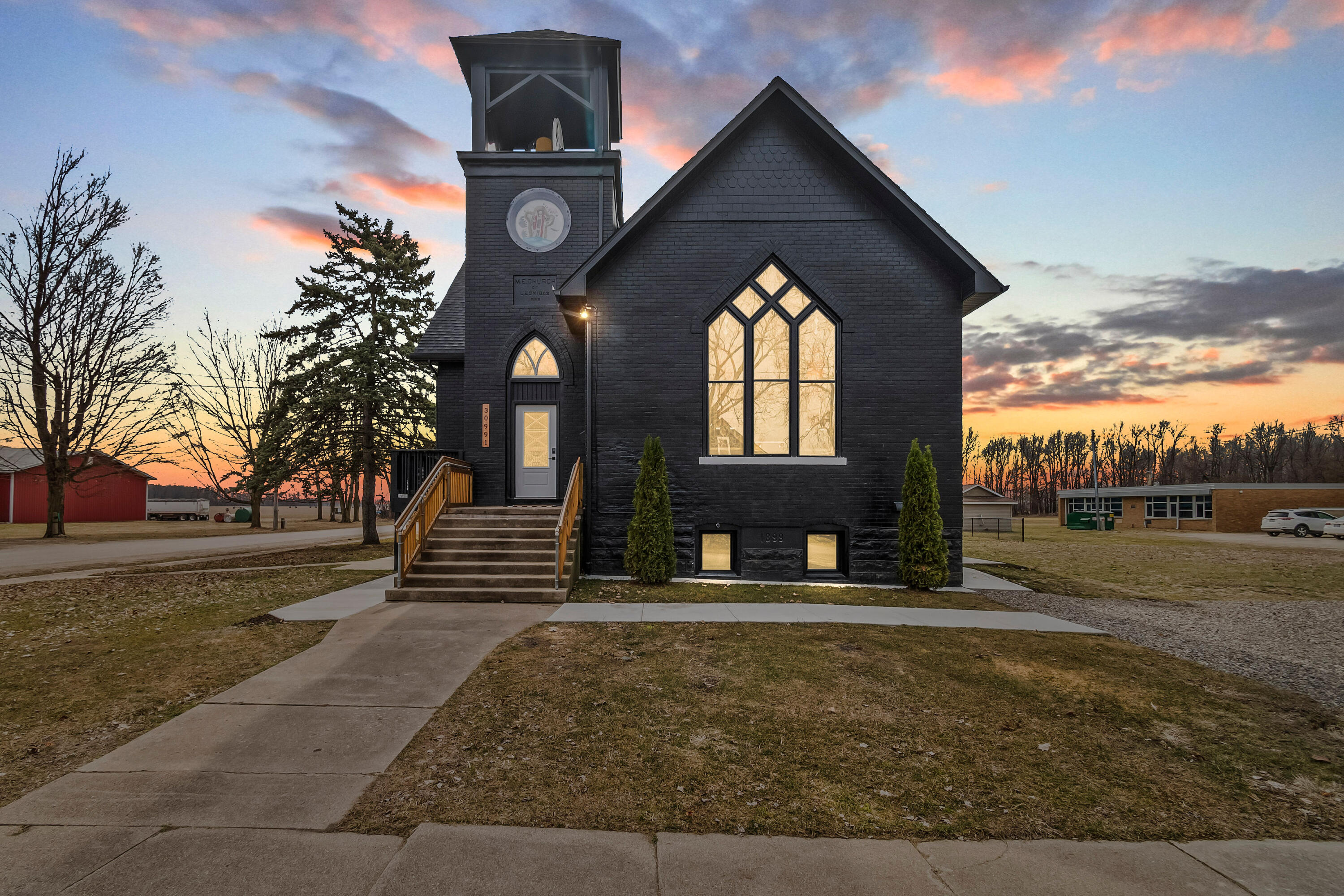 30991 Church Street Property Photo