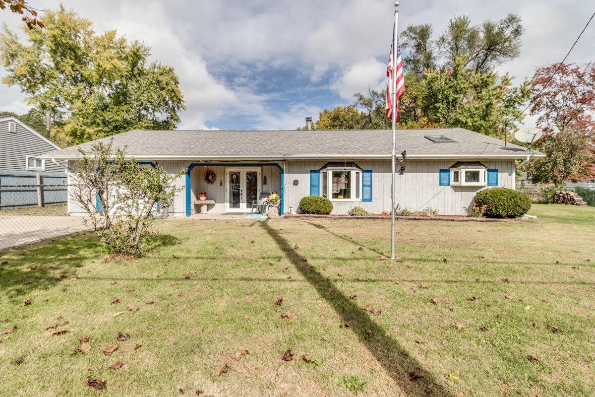 605 Golden Avenue Property Photo