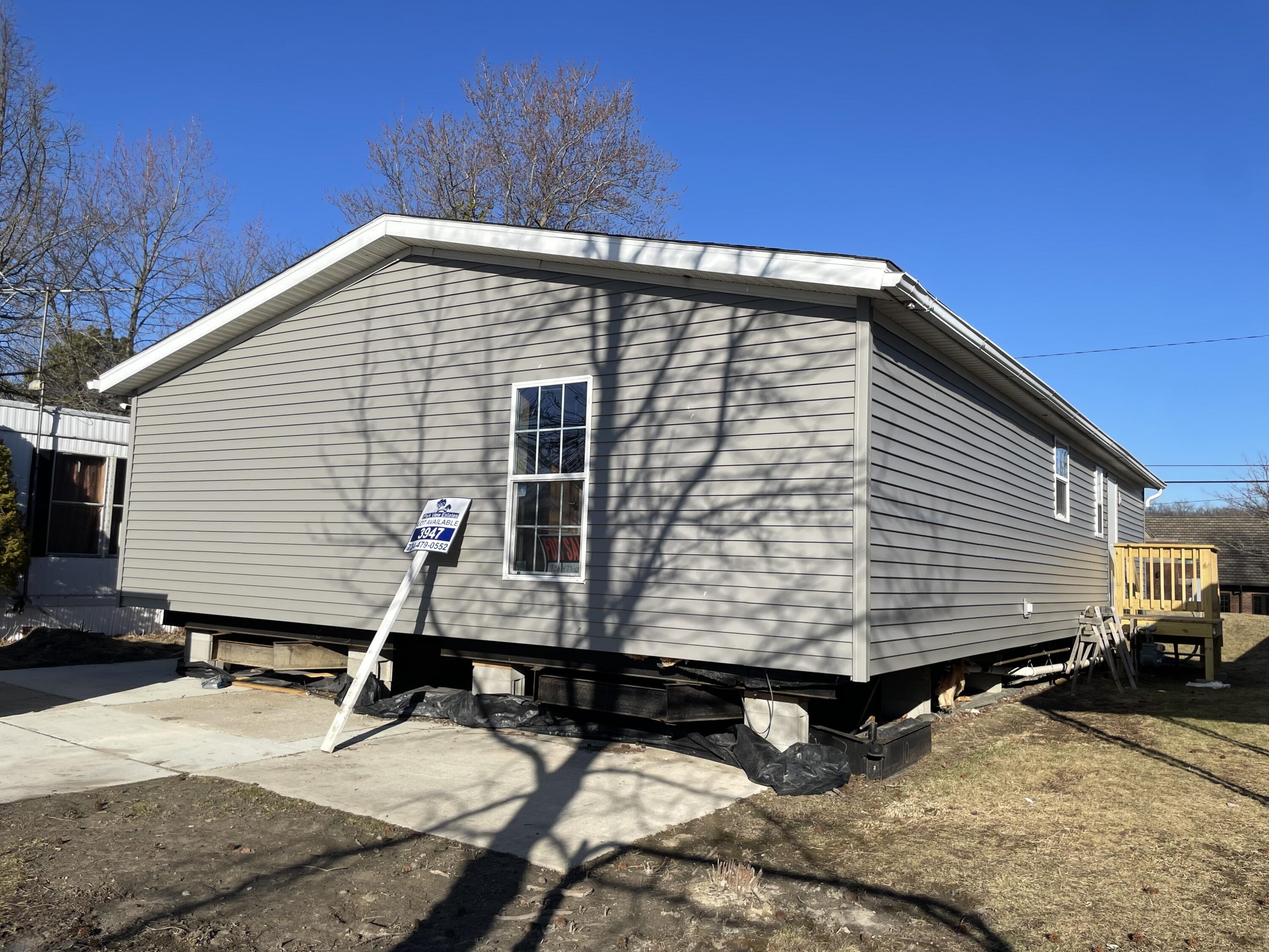 3900 W Jefferson Avenue Property Photo