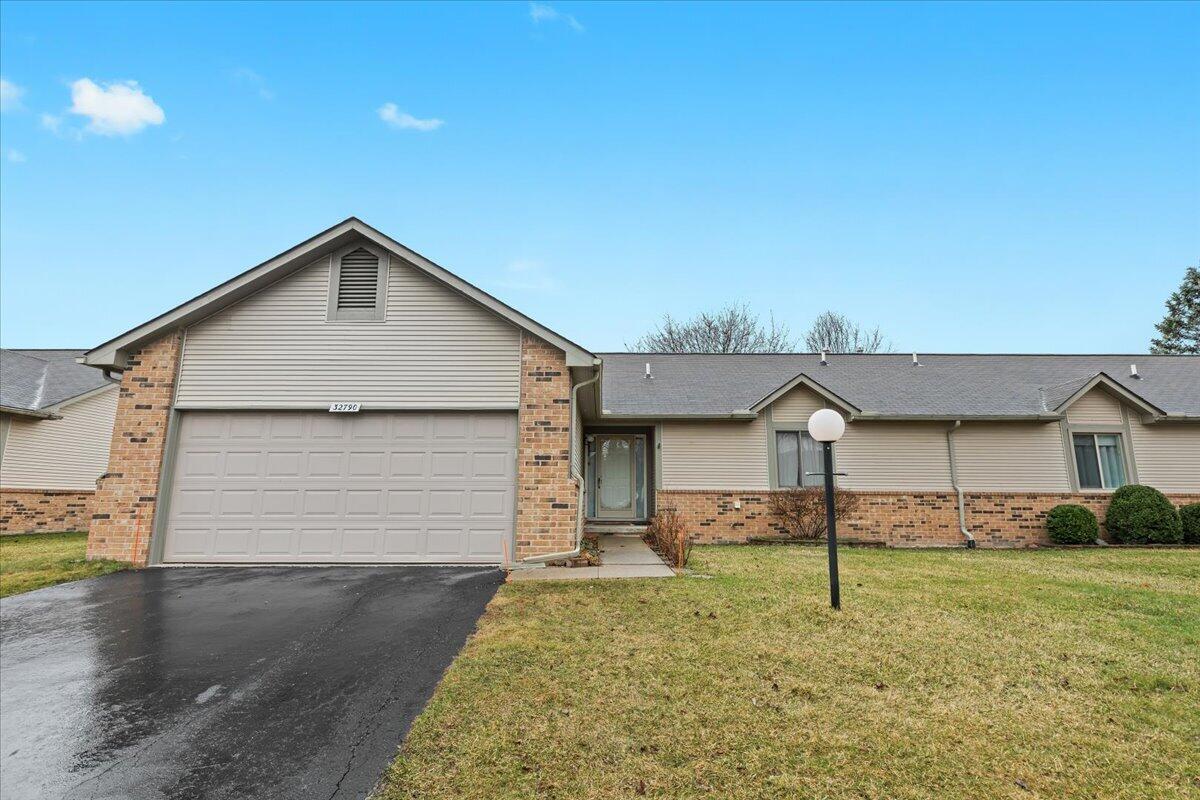 Arbor Oaks Real Estate Listings Main Image