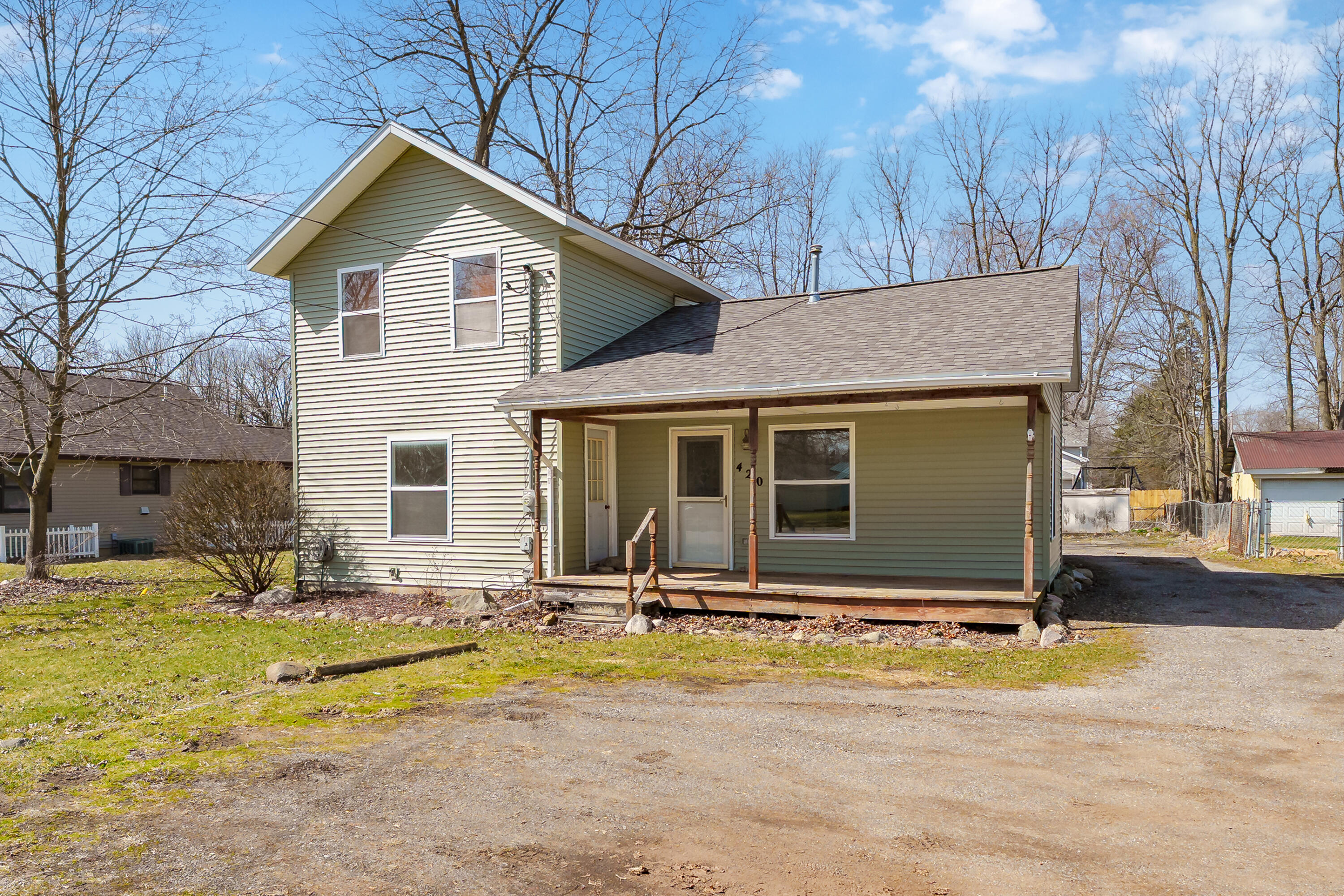 420 S Capital Avenue Property Photo